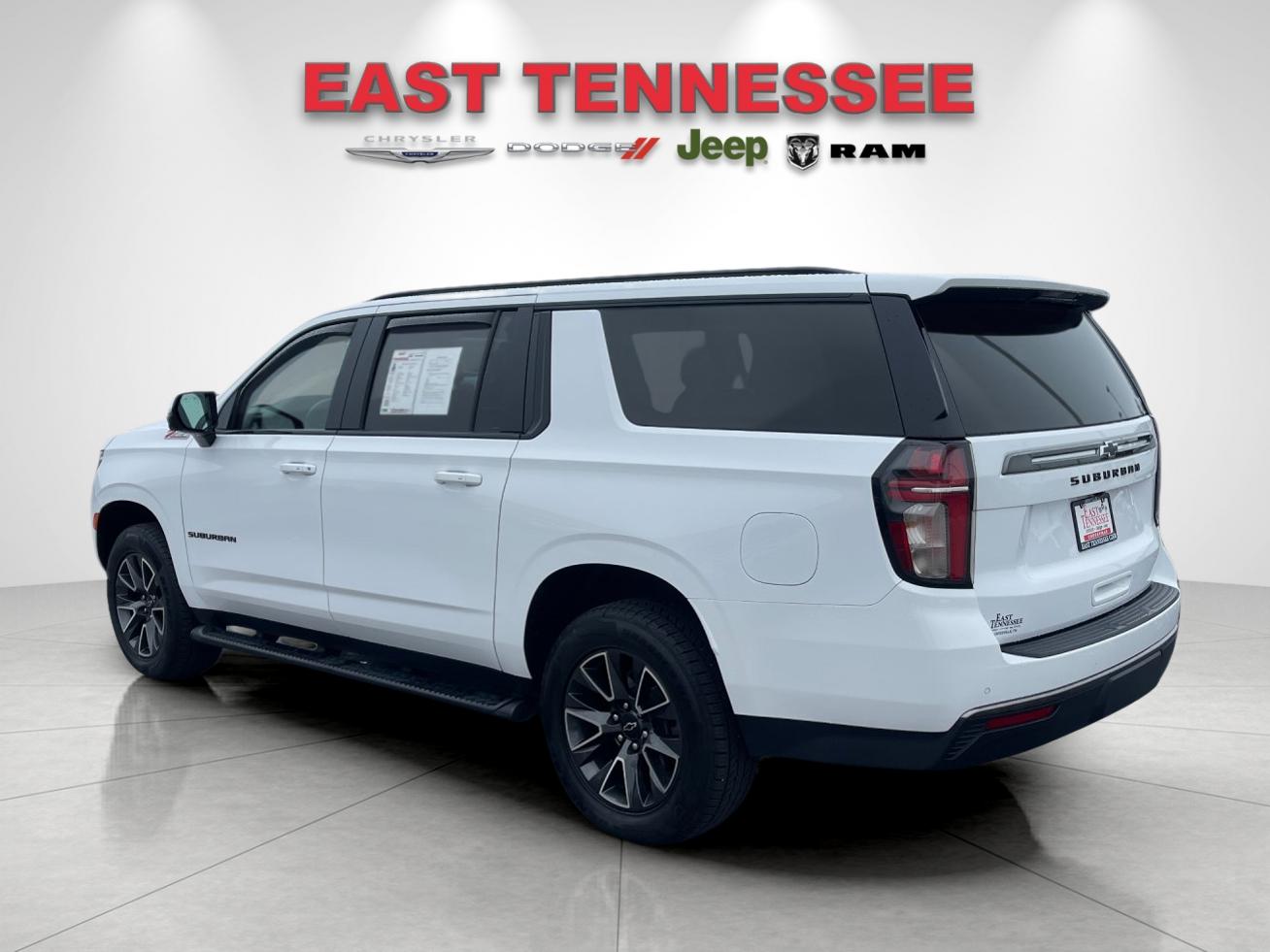 Used 2022 White Chevrolet Z71 image 5