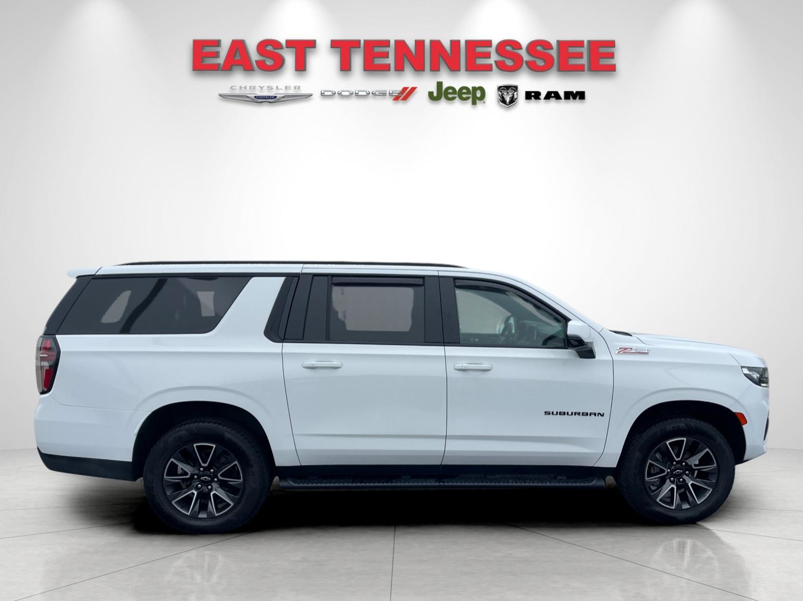 Used 2022 White Chevrolet Z71 image 2