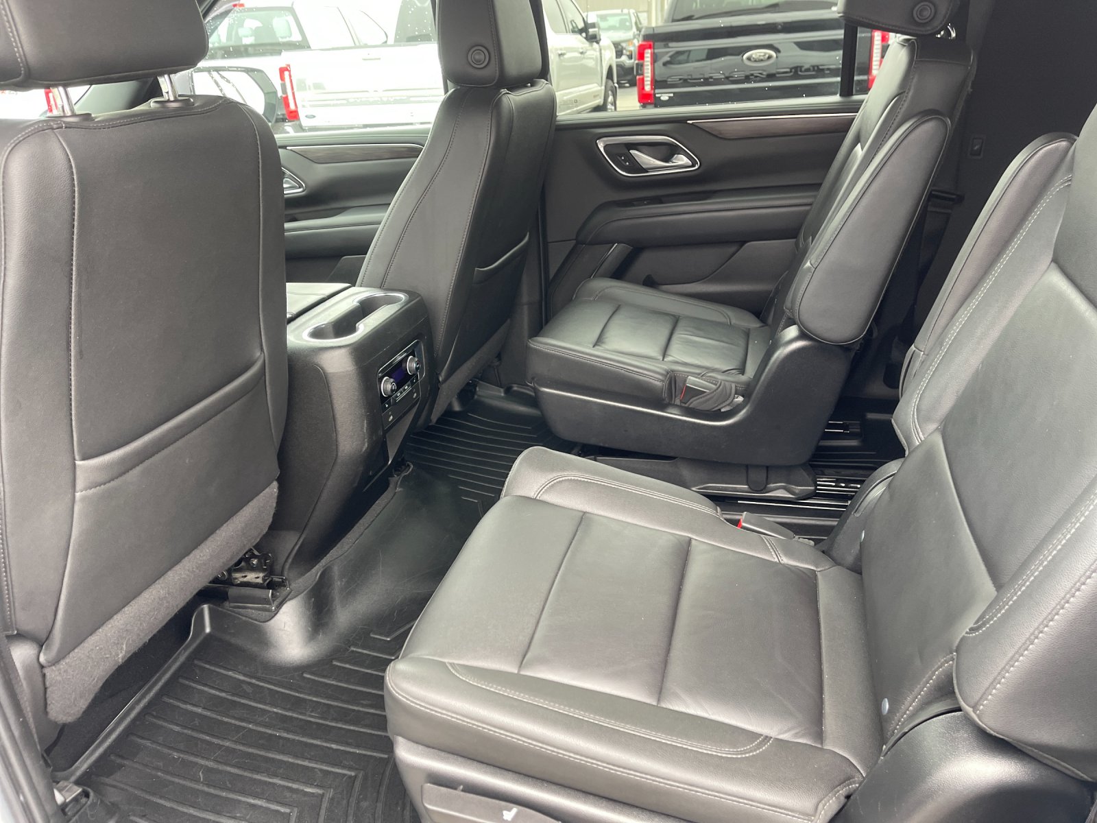 Used 2022 White Chevrolet Z71 image 14