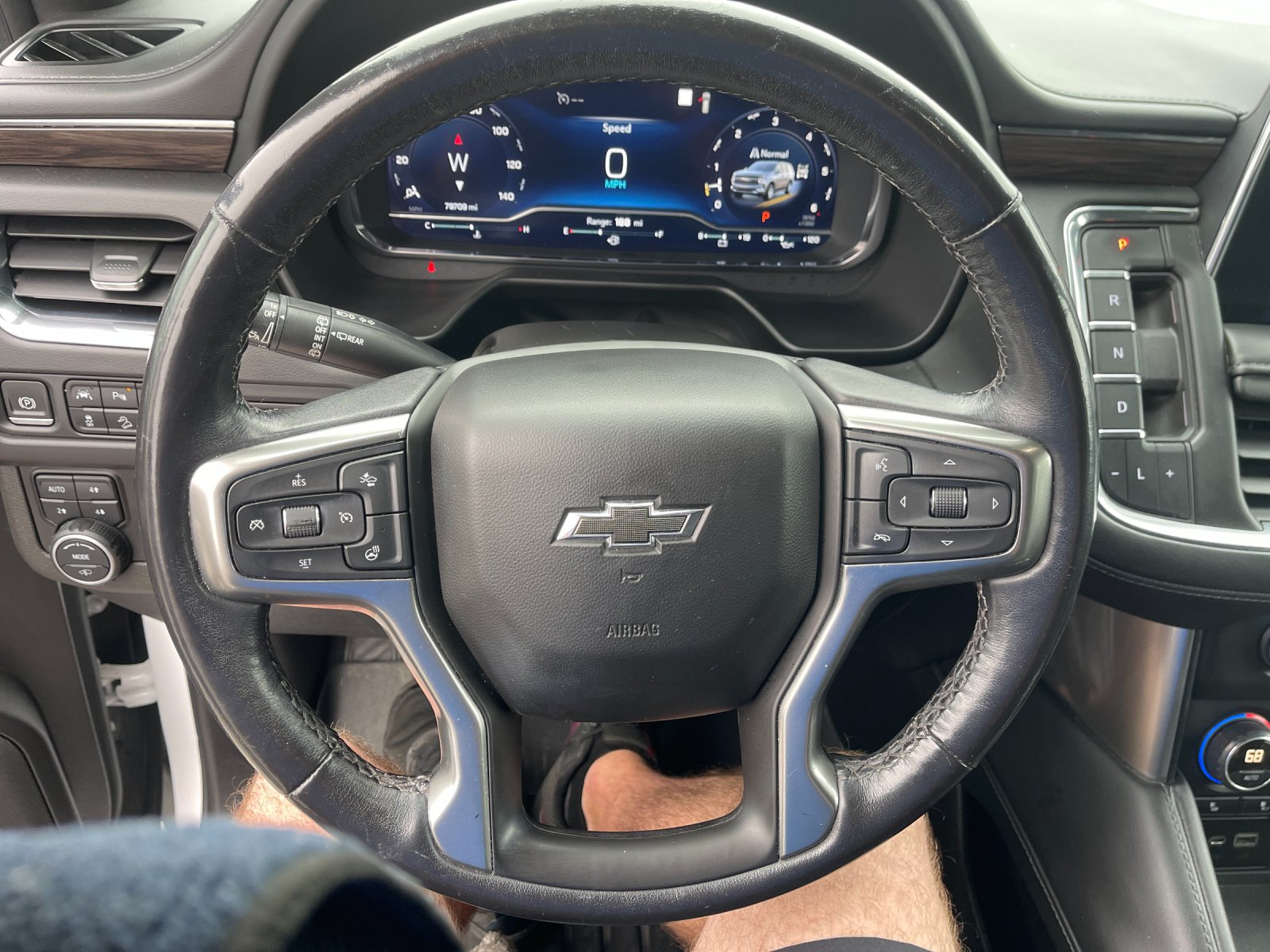 Used 2022 White Chevrolet Z71 image 28