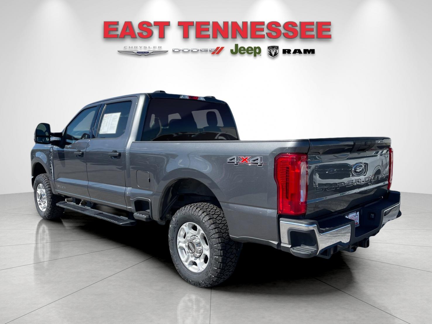 Used 2026 Gray Ford XLT image 5