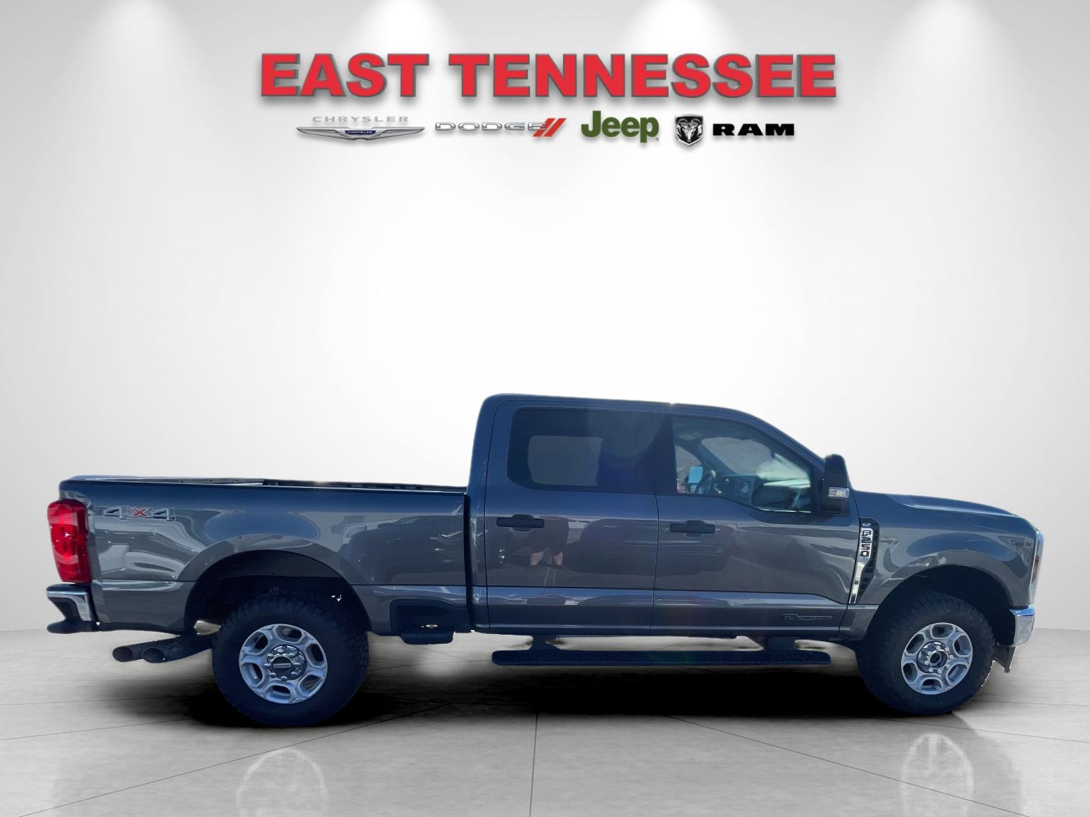 Used 2026 Gray Ford XLT image 2