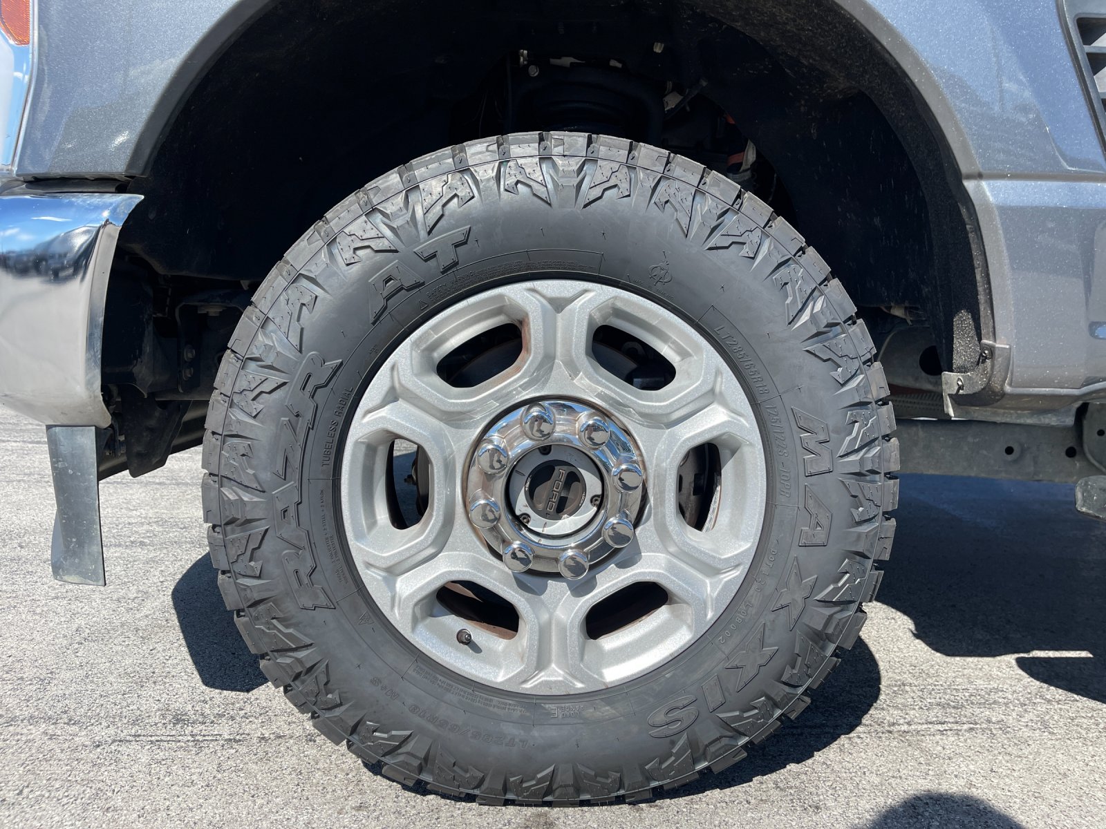 Used 2026 Gray Ford XLT image 29