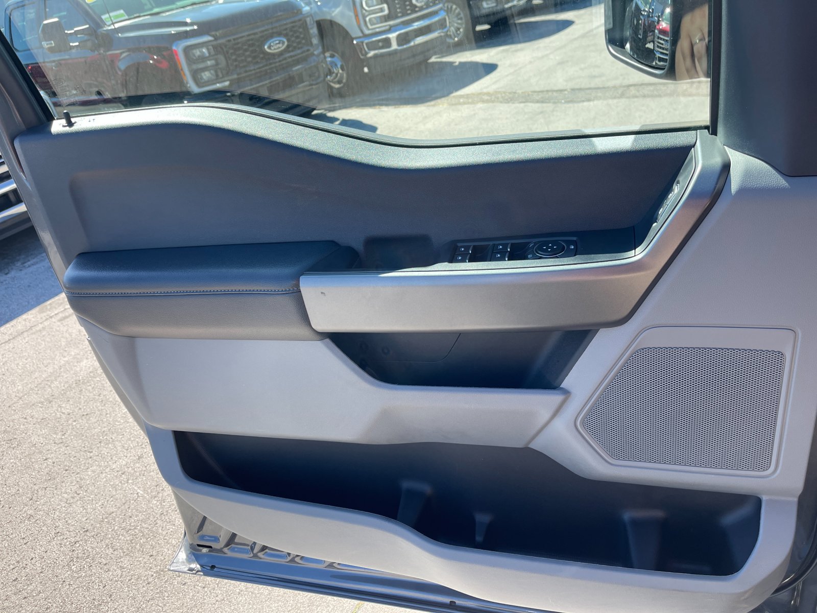 Used 2026 Gray Ford XLT image 12