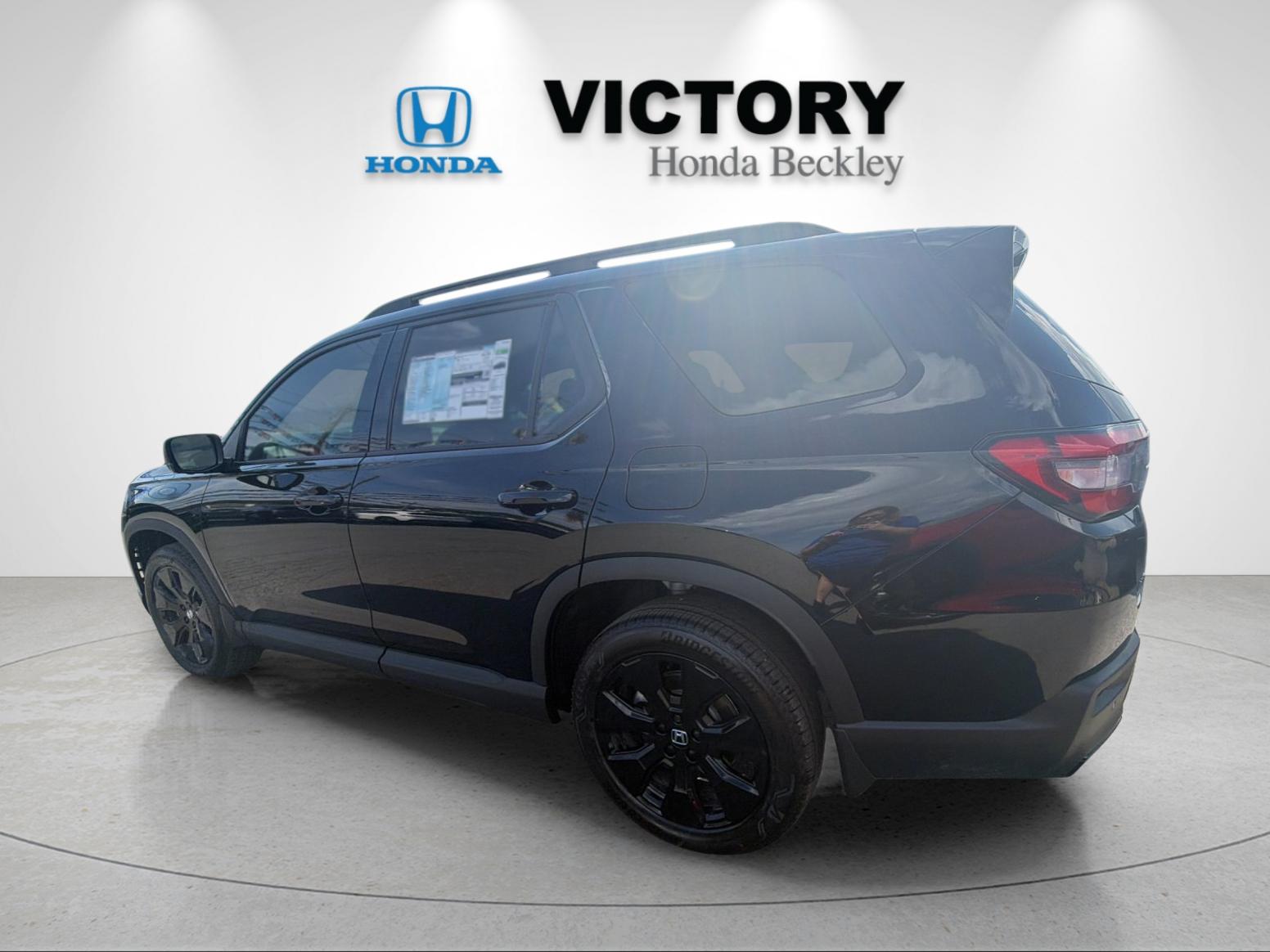 New 2026 Crystal Black Pearl Honda AWD Black Edition image 3