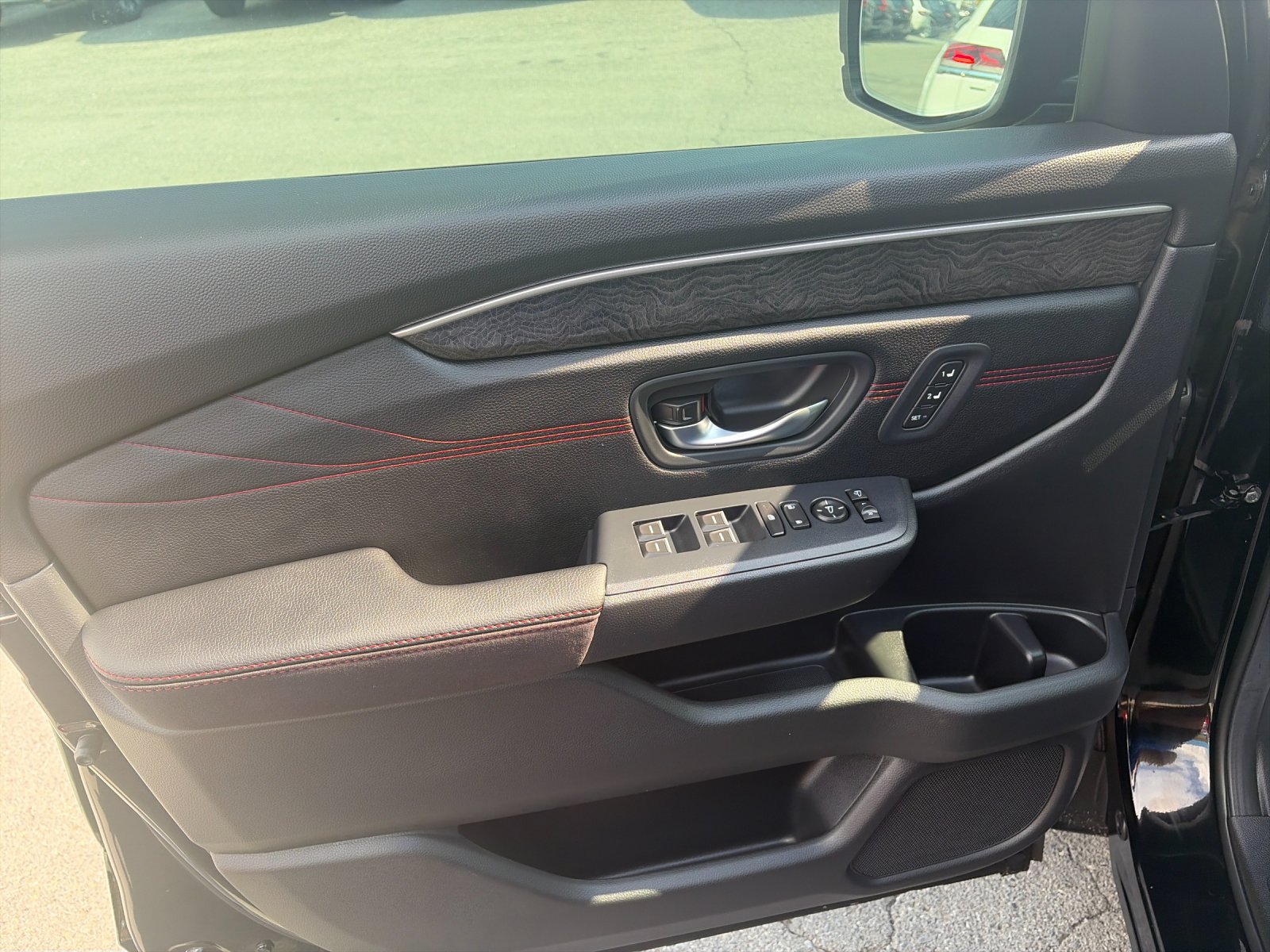 New 2026 Crystal Black Pearl Honda AWD Black Edition image 12