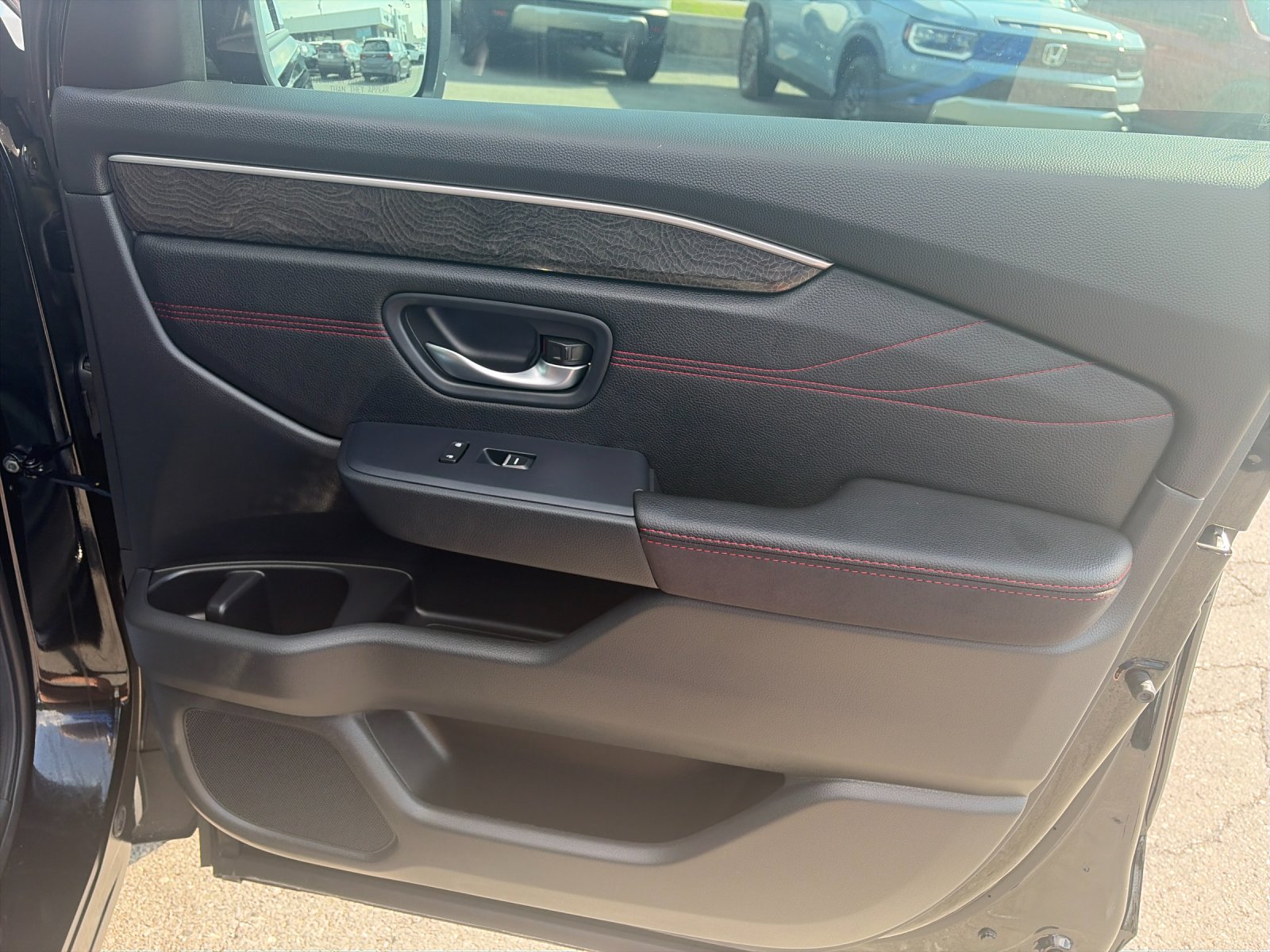 New 2026 Crystal Black Pearl Honda AWD Black Edition image 22