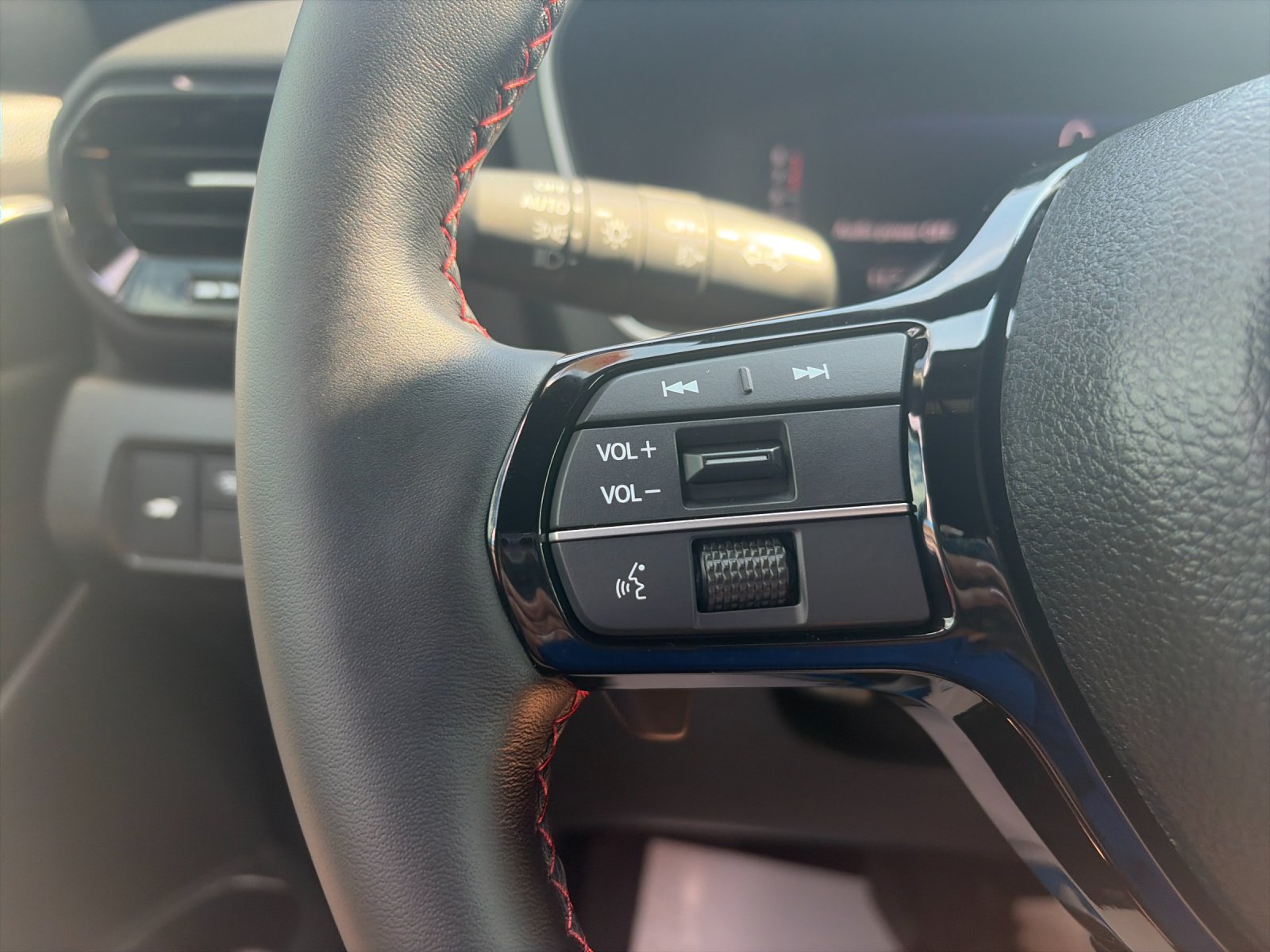 New 2026 Crystal Black Pearl Honda AWD Black Edition image 30
