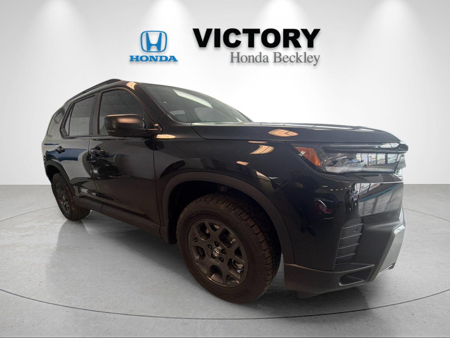 New 2026 Crystal Black Pearl Honda AWD TrailSport image 7