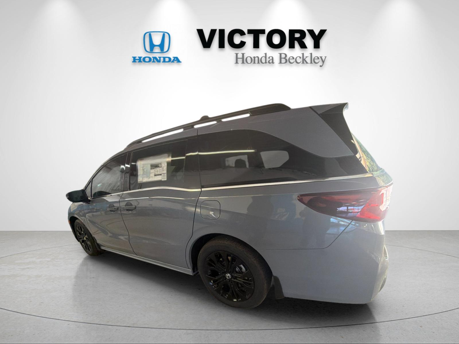 New 2026 Sonic Gray Pearl Honda Sport-L image 3
