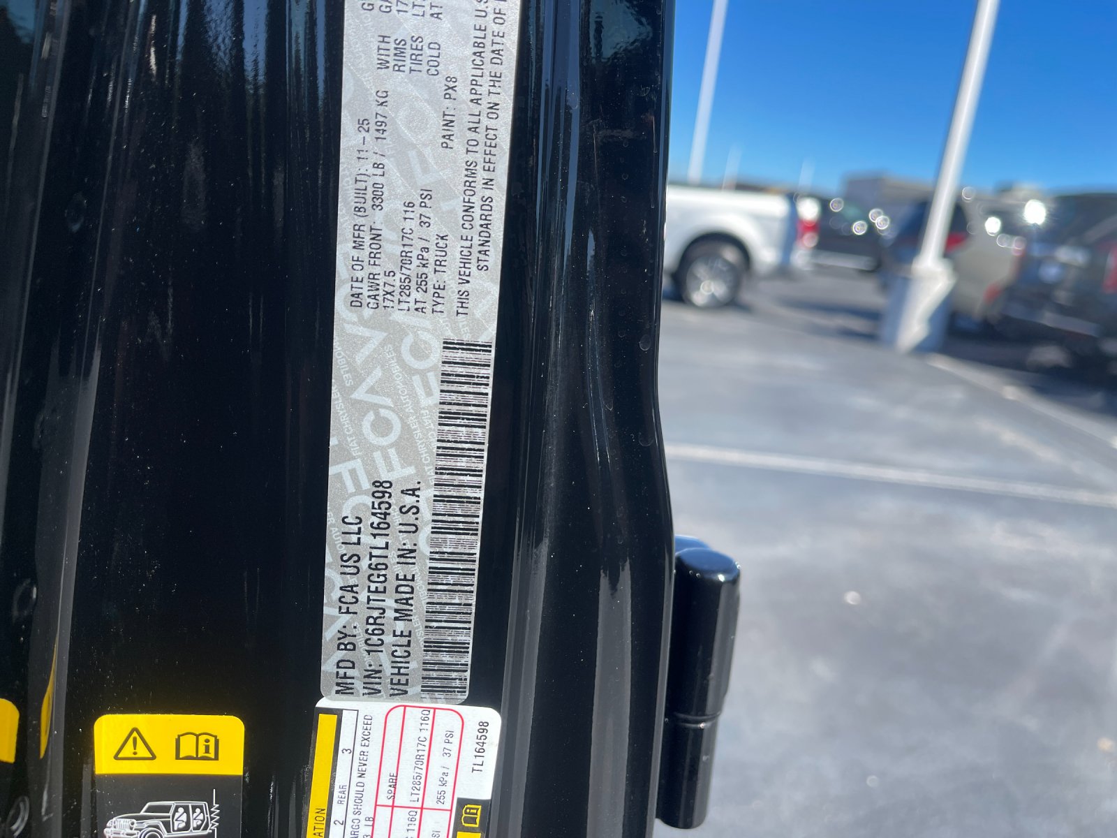 Used 2026 Black Jeep Mojave image 32