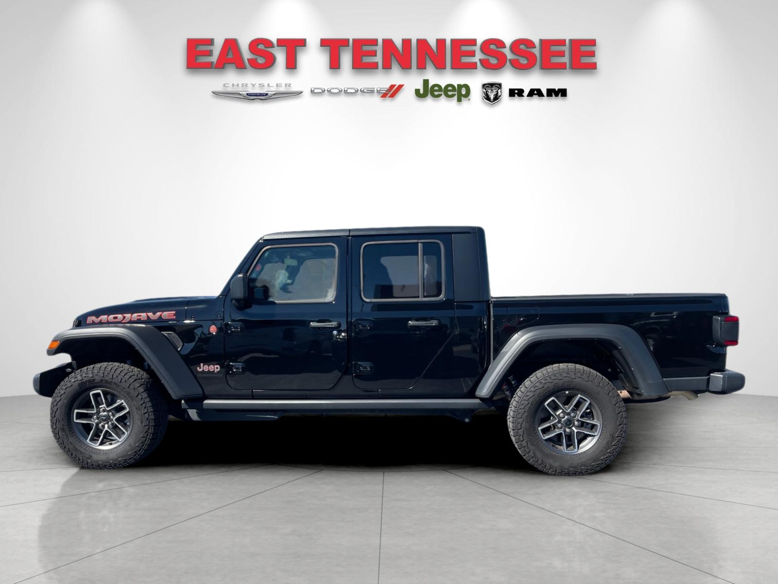 Used 2026 Black Jeep Mojave image 6