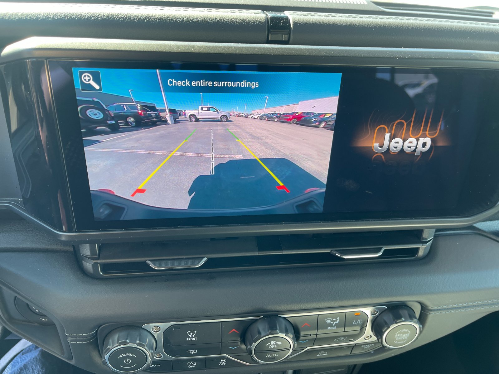 Used 2026 Black Jeep Mojave image 21