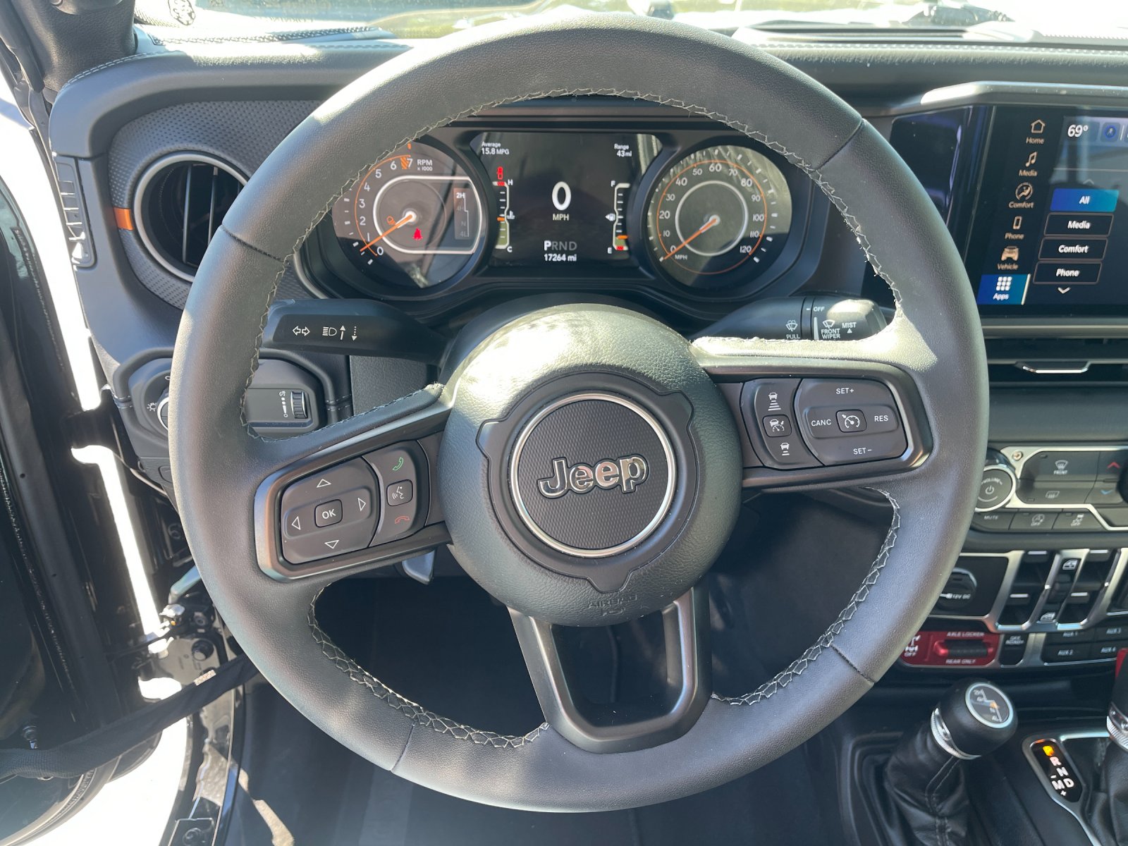 Used 2026 Black Jeep Mojave image 25