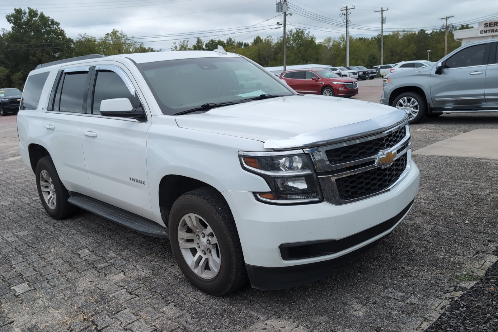 Used 2017 White Chevrolet LT image 2