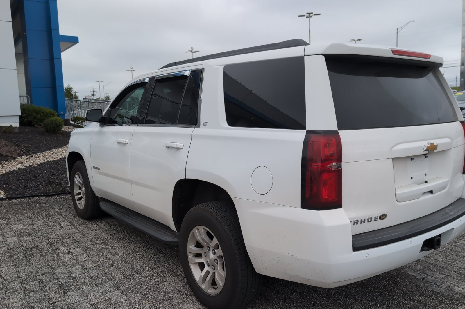 Used 2017 White Chevrolet LT image 9
