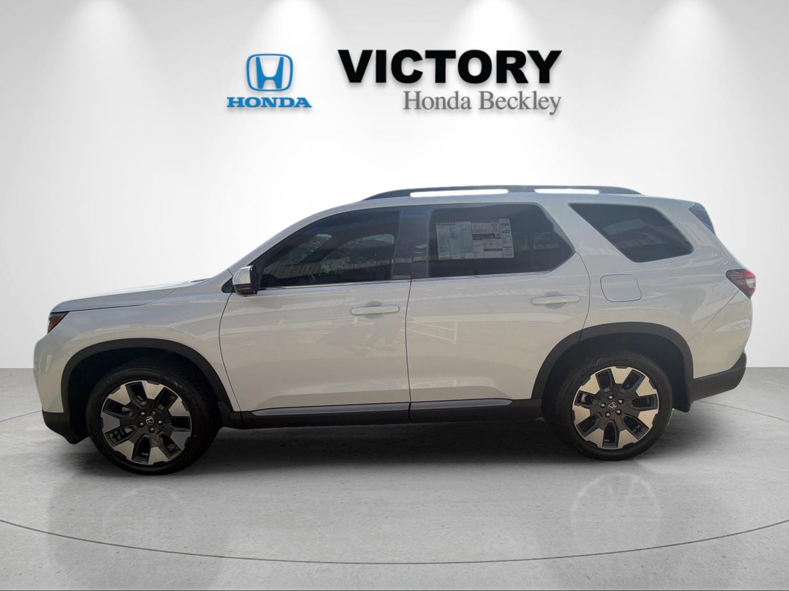 New 2026 Platinum White Pearl Honda AWD Touring image 2