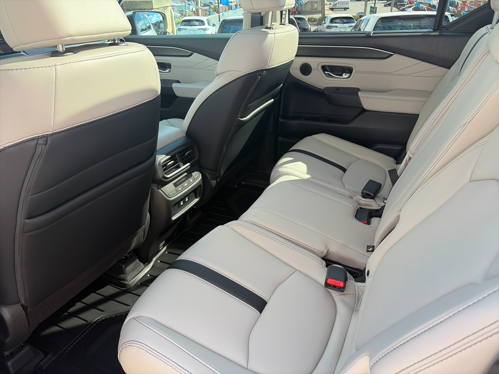 New 2026 Platinum White Pearl Honda AWD Touring image 14