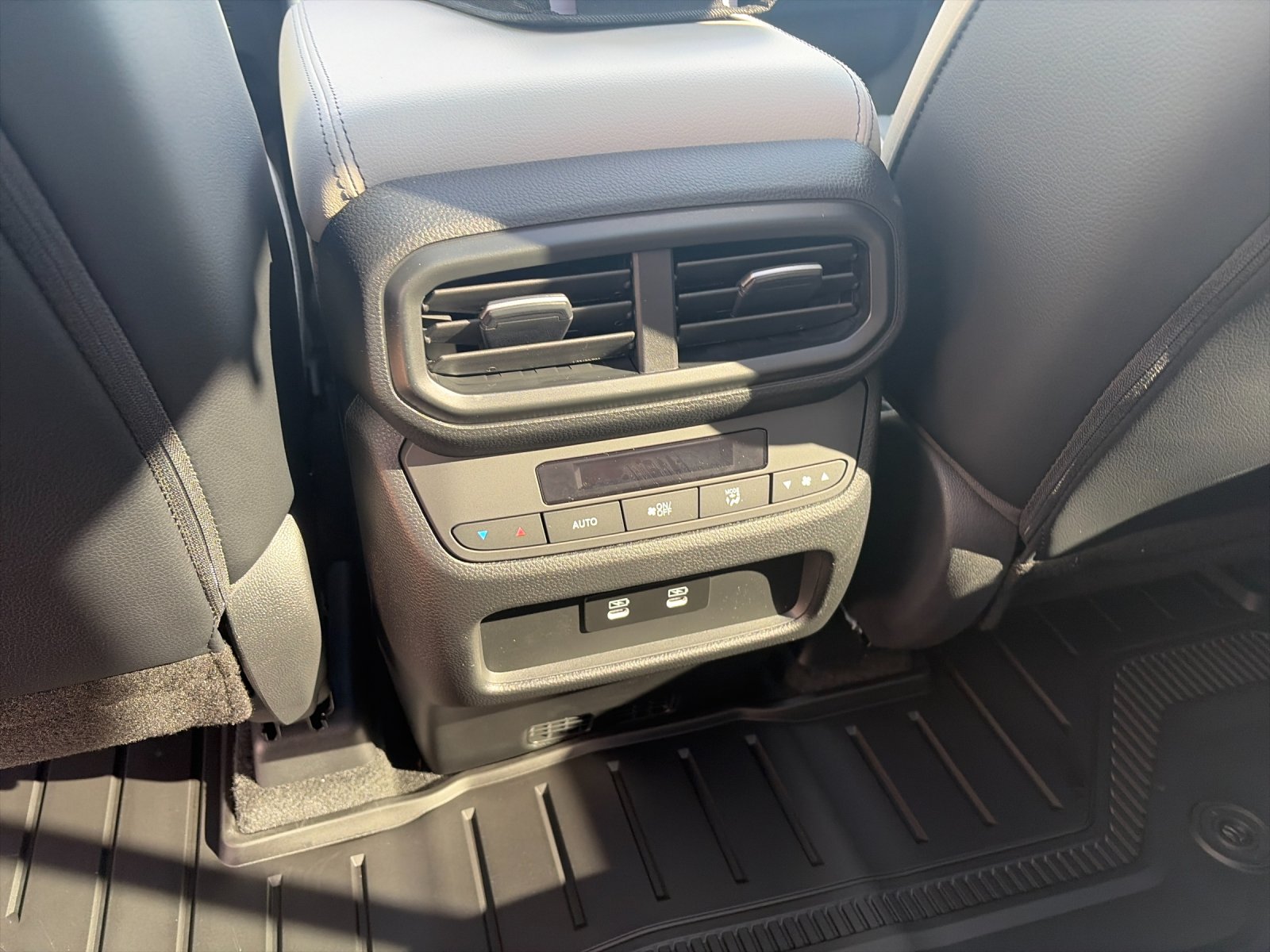 New 2026 Platinum White Pearl Honda AWD Touring image 15