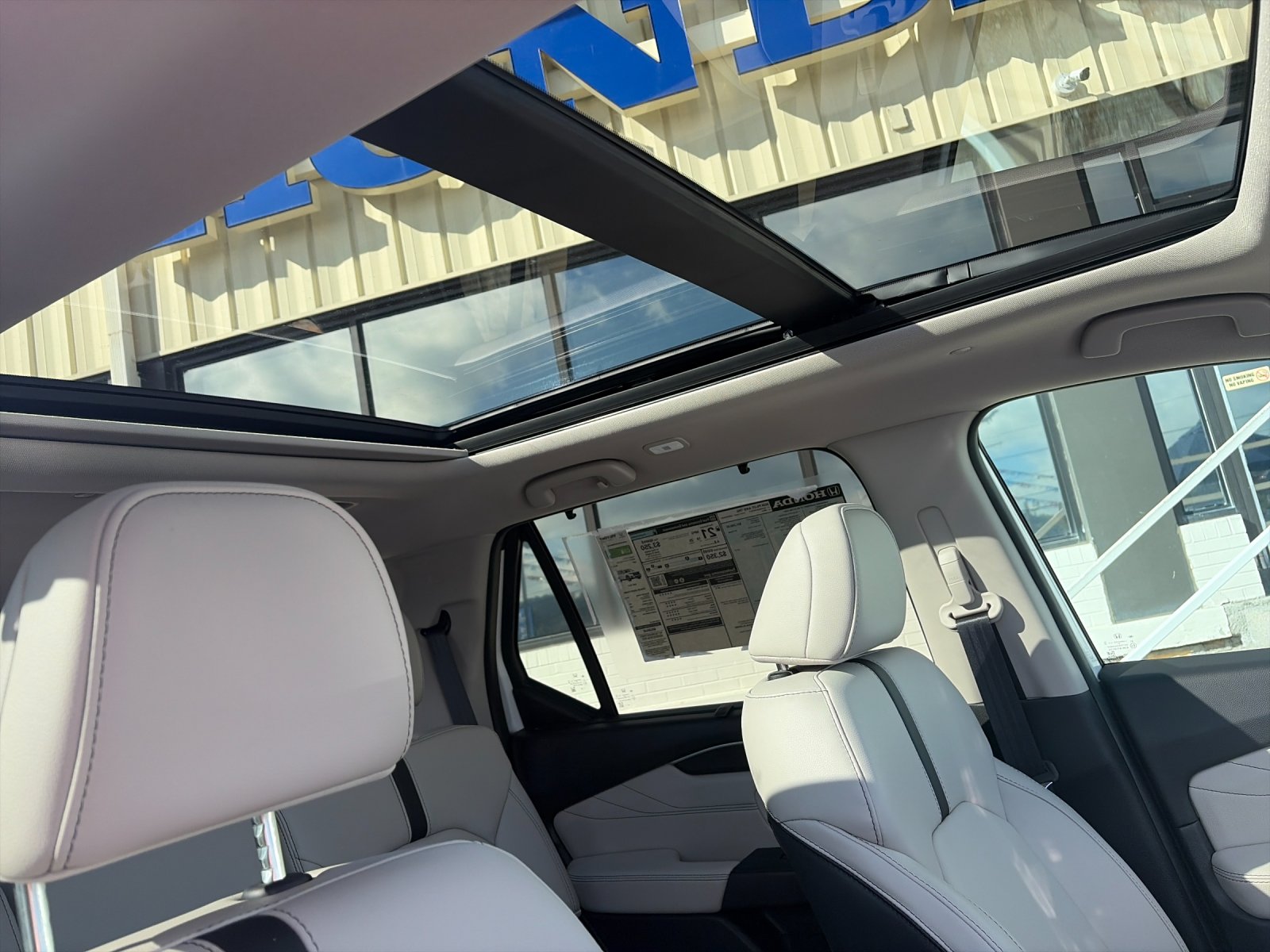 New 2026 Platinum White Pearl Honda AWD Touring image 21
