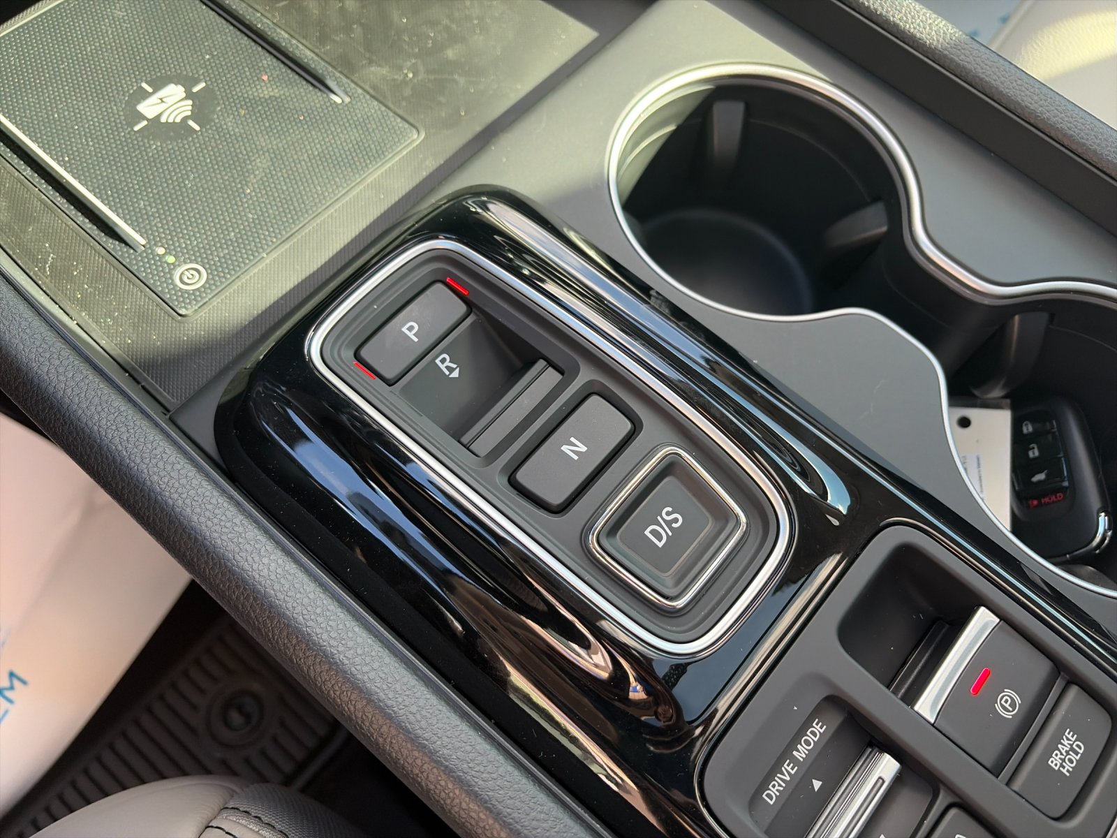 New 2026 Platinum White Pearl Honda AWD Touring image 27