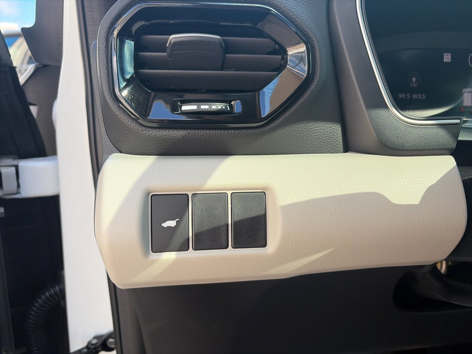 New 2026 Platinum White Pearl Honda AWD Touring image 34