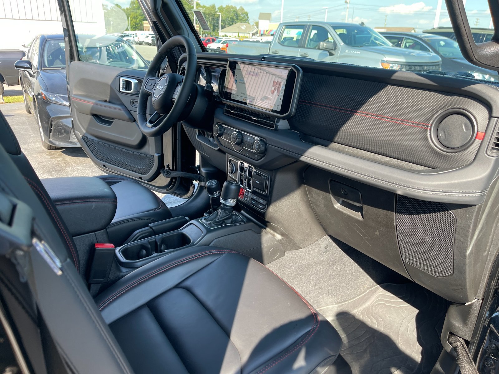 Used 2026 Black Jeep Rubicon image 19