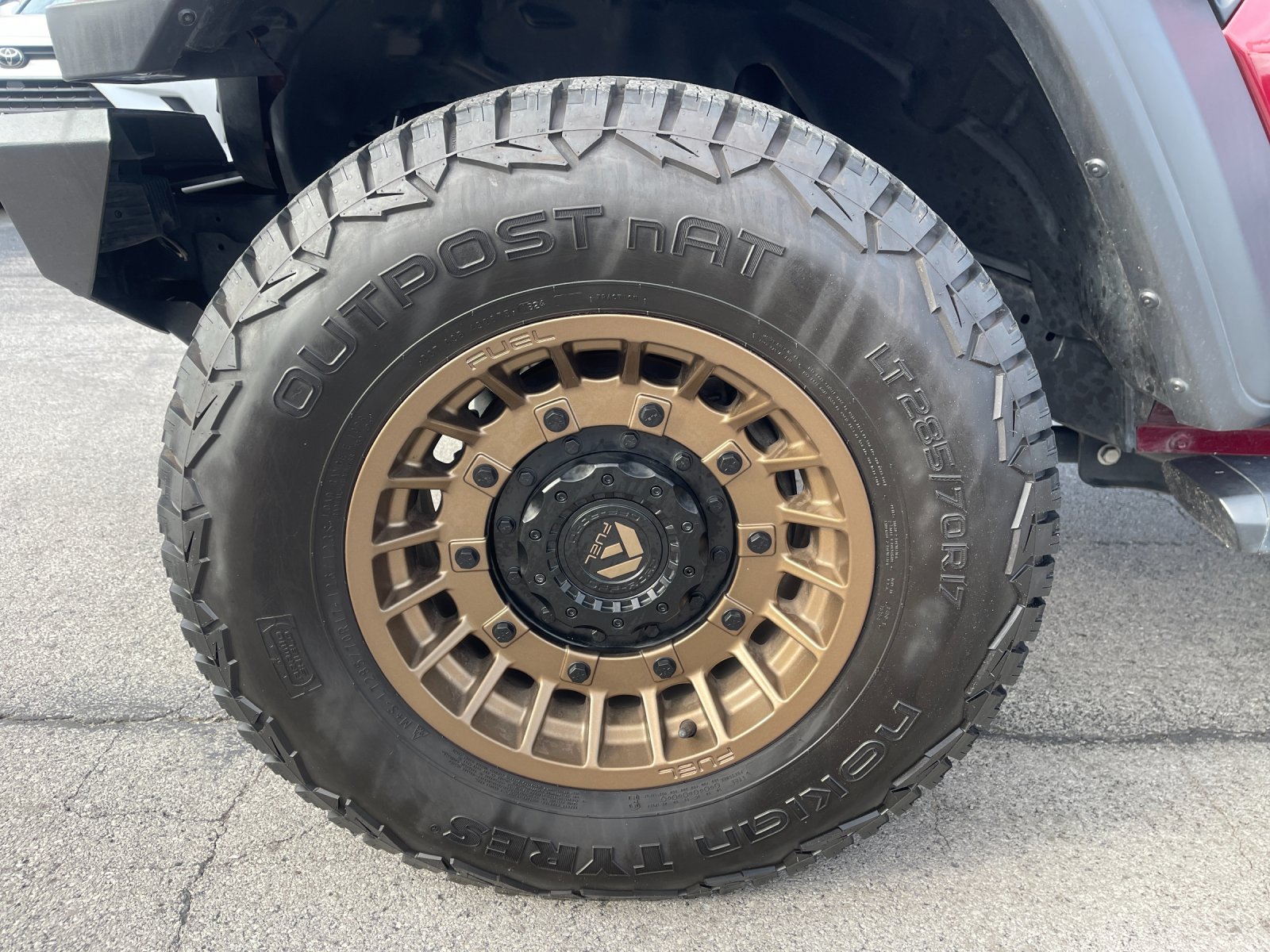 Used 2021  Jeep Sport S image 32
