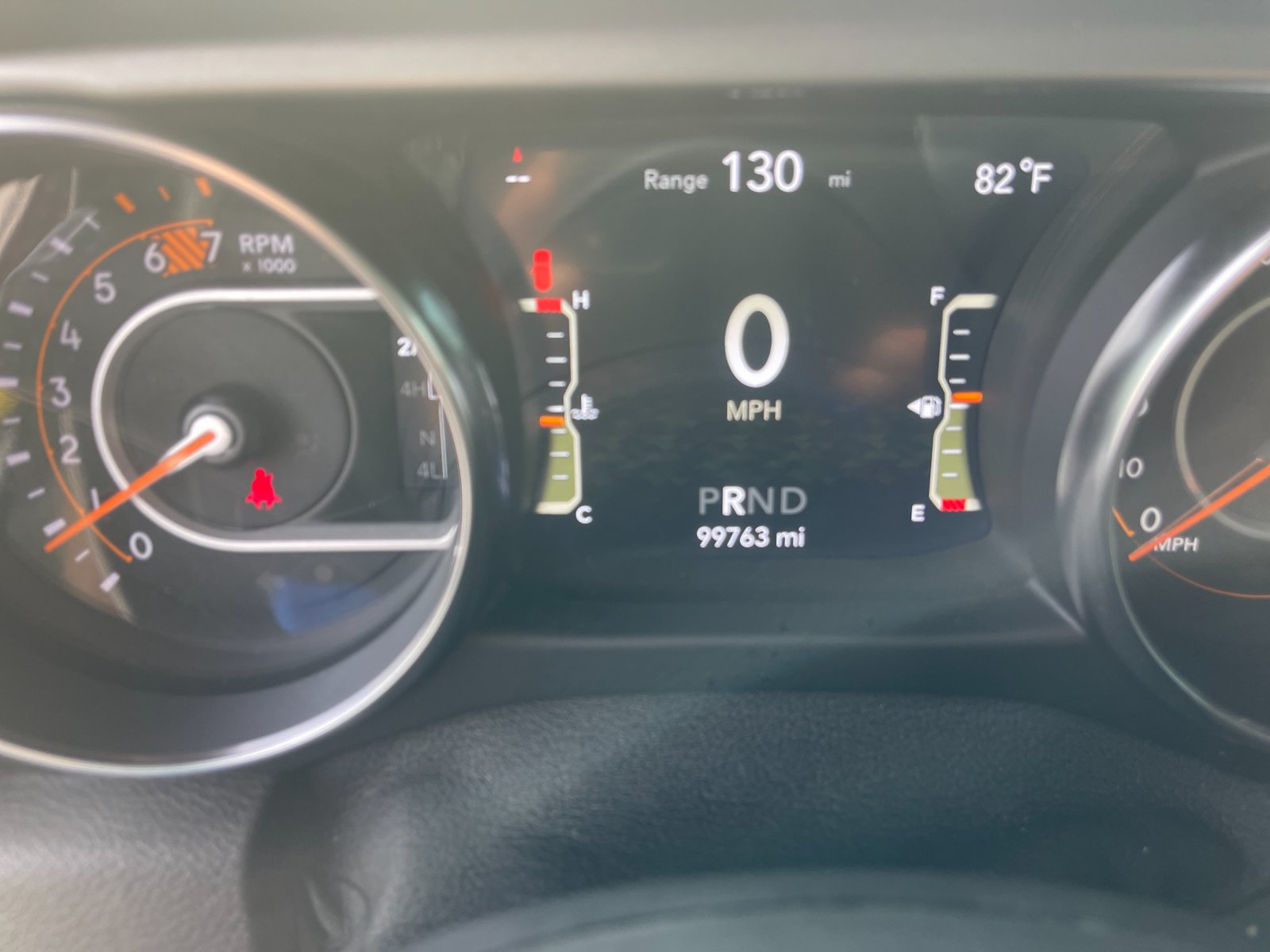 Used 2021  Jeep Sport S image 30
