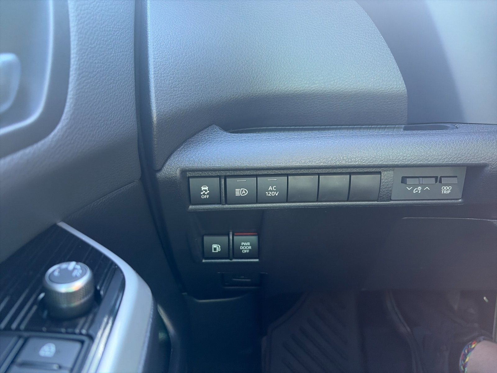 New 2026  Toyota Woodland Edition image 31