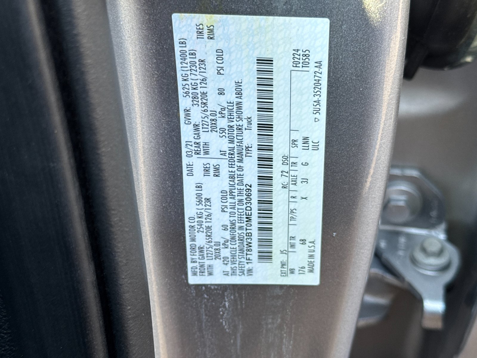 Used 2021 Silver Ford Lariat image 27