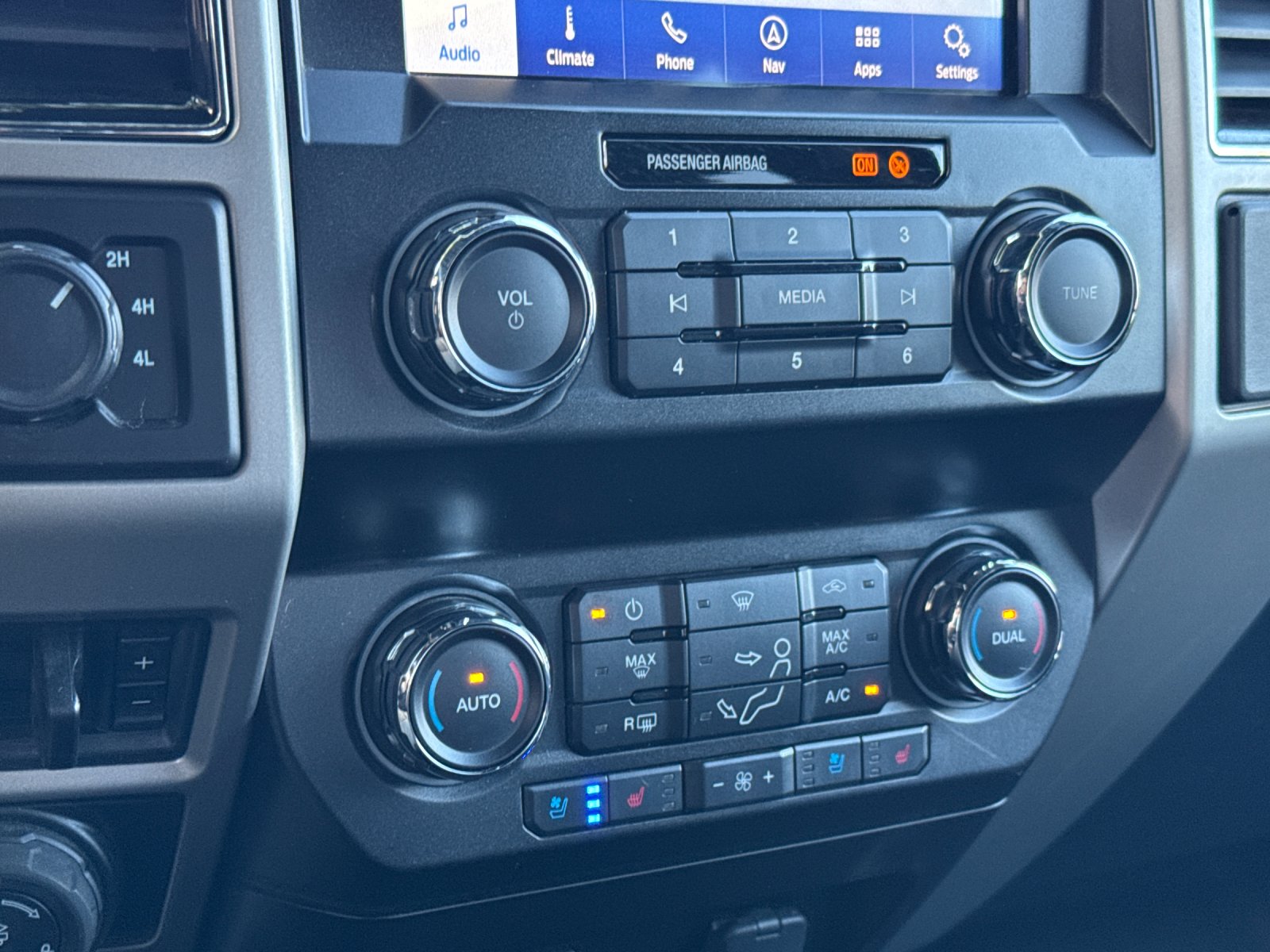 Used 2021 Silver Ford Lariat image 19