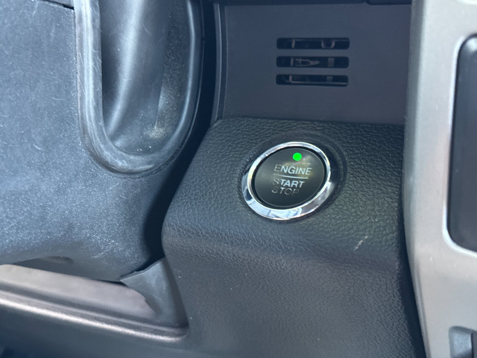 Used 2021 Silver Ford Lariat image 21