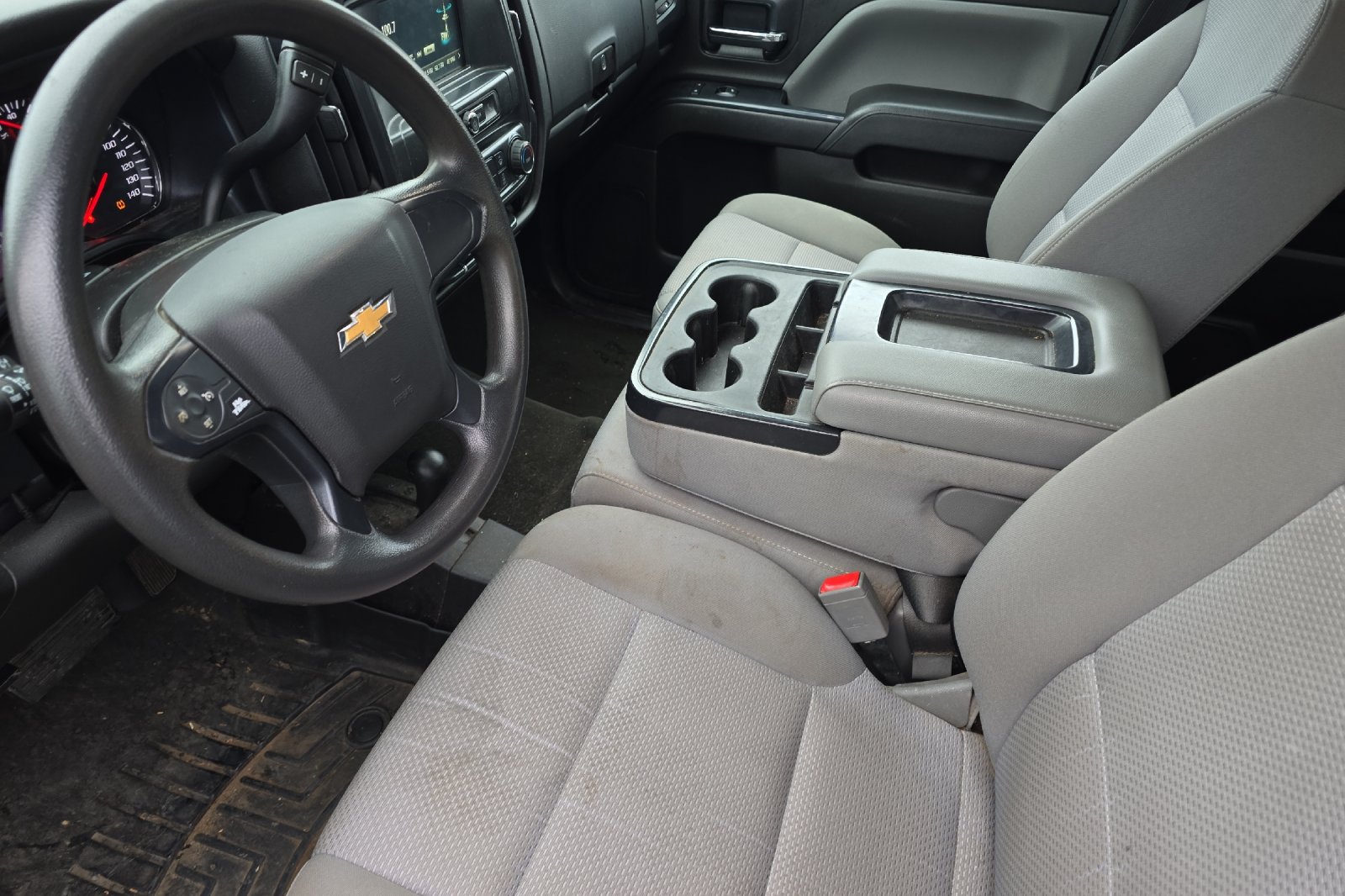 Used 2018 Black Chevrolet Custom image 7