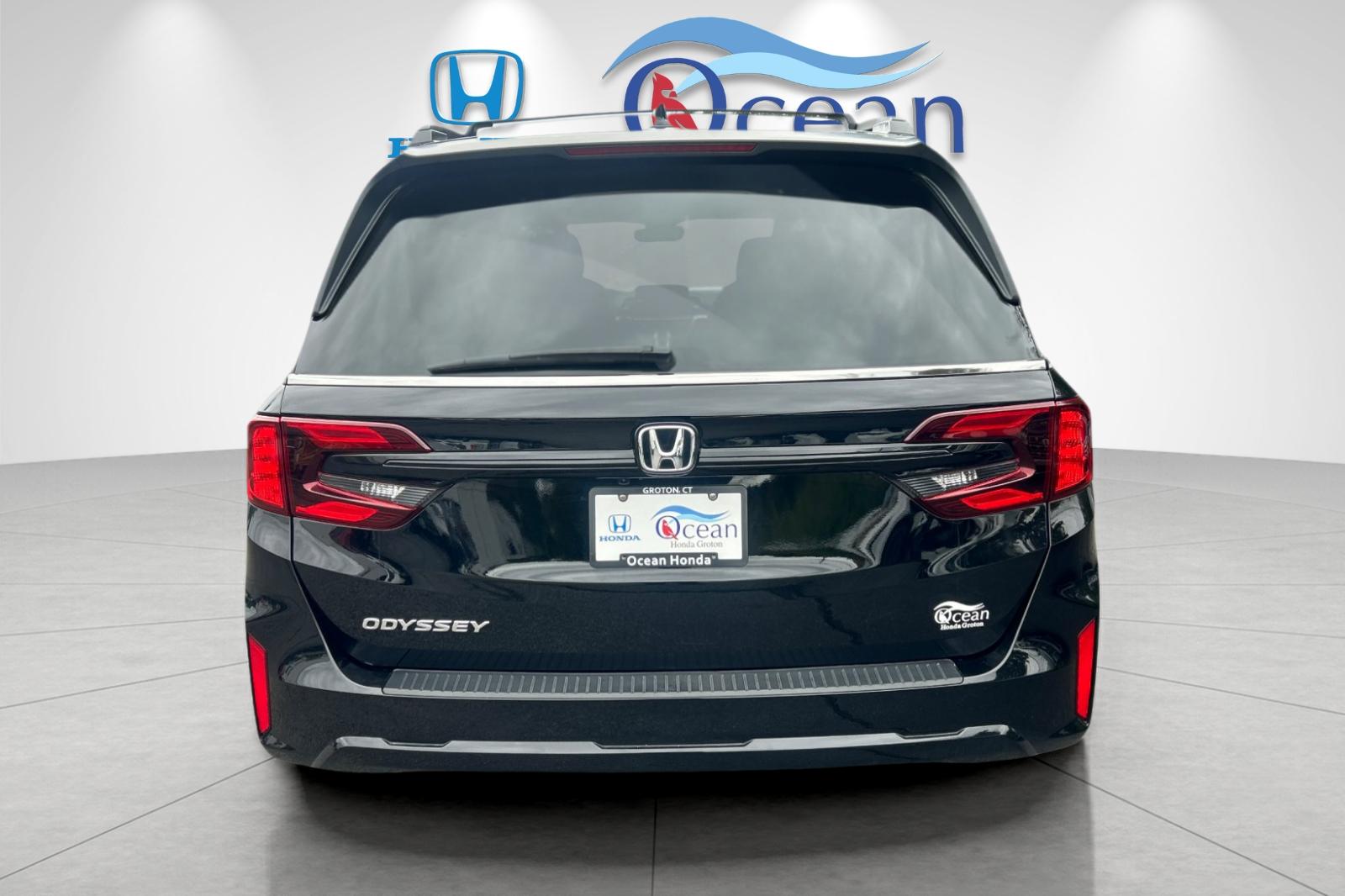 Used 2026 Crystal Black Pearl Honda EX-L image 4