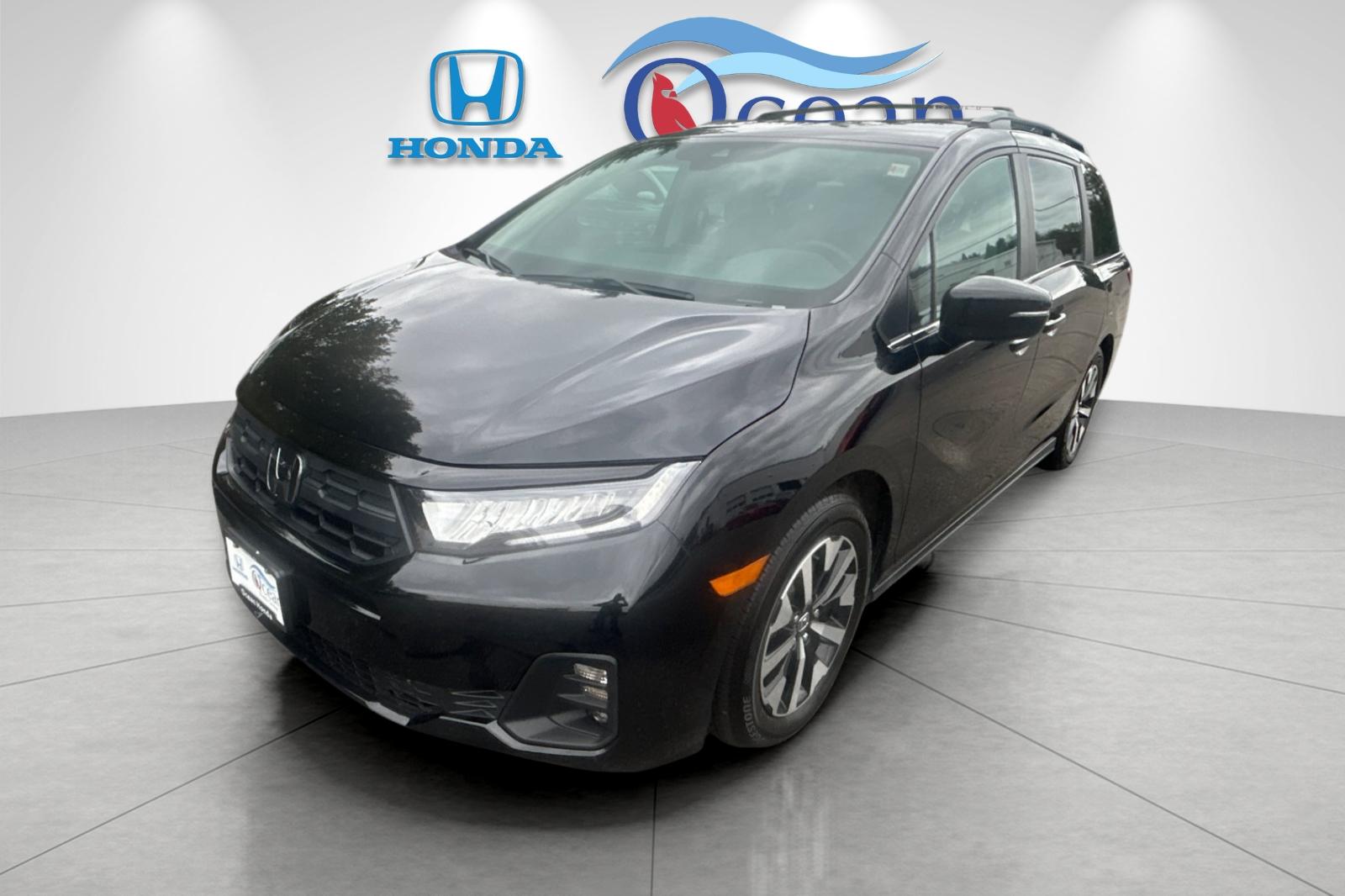 Used 2026 Crystal Black Pearl Honda EX-L image 7