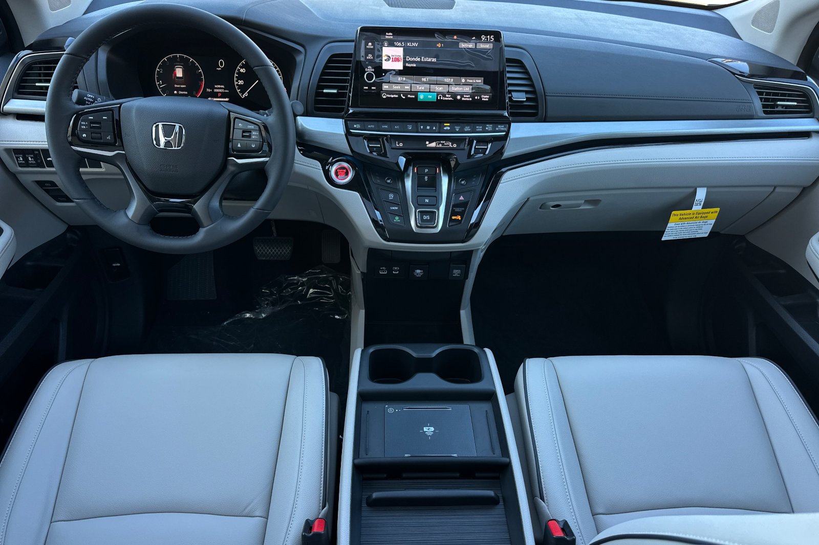 New 2027 Modern Steel Metallic Honda Touring image 14