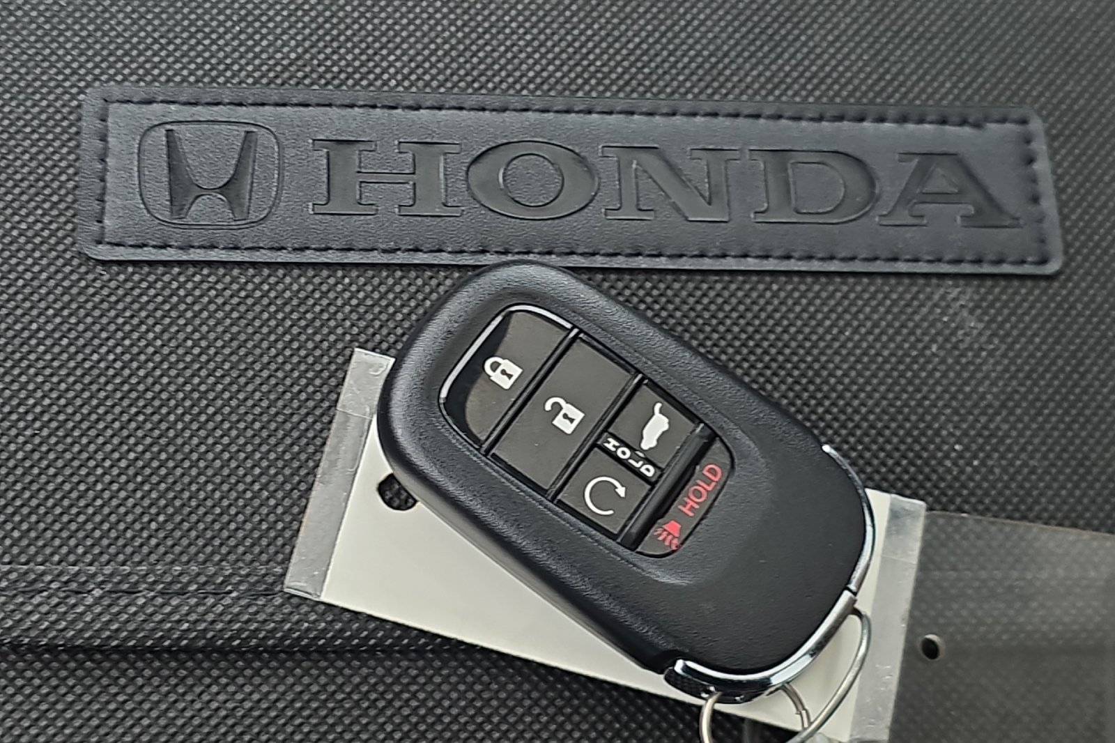 Used 2025 Diffused Sky Pearl Honda TrailSport image 9