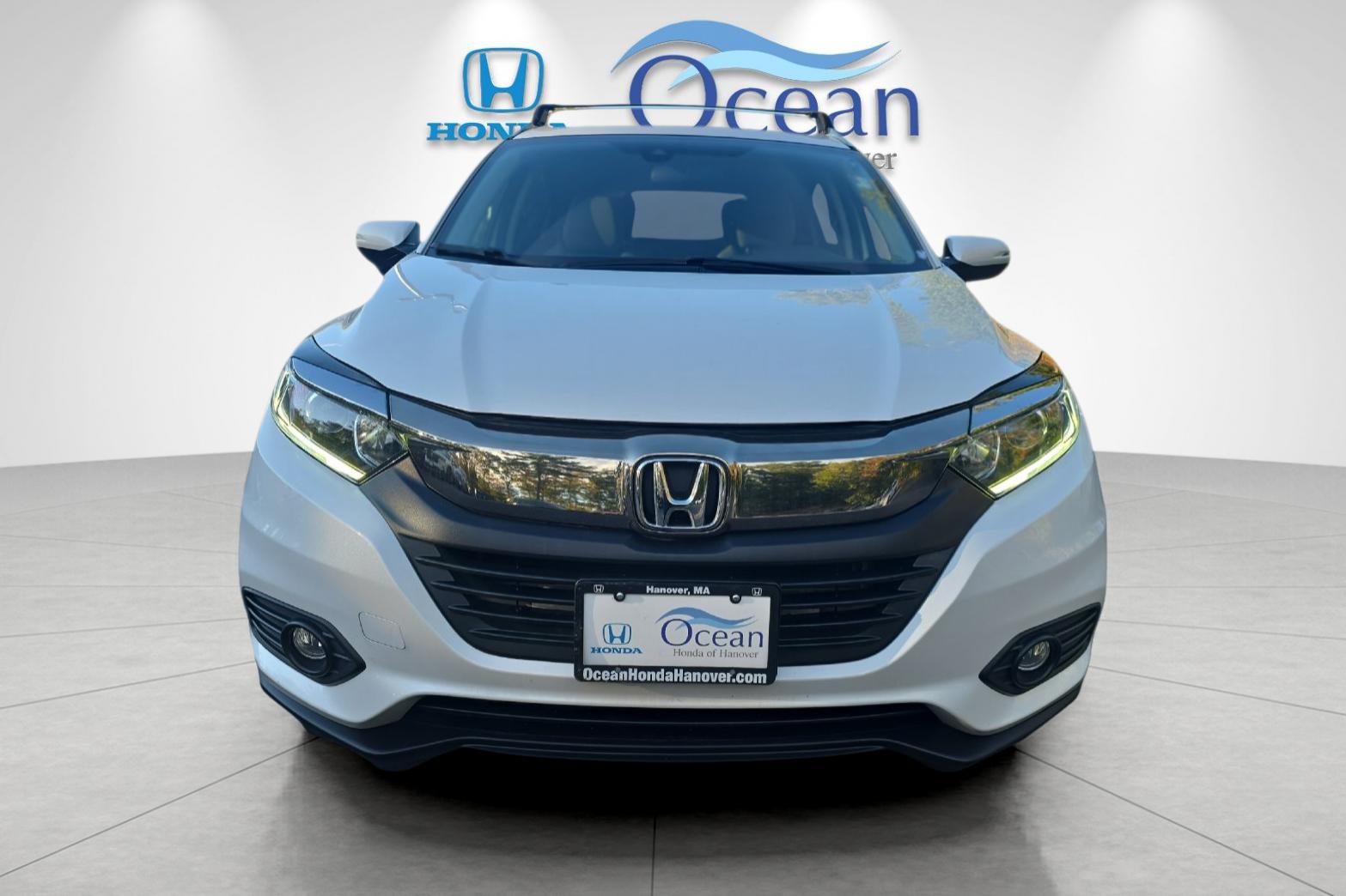 Used 2022 Platinum White Pearl Honda EX image 8