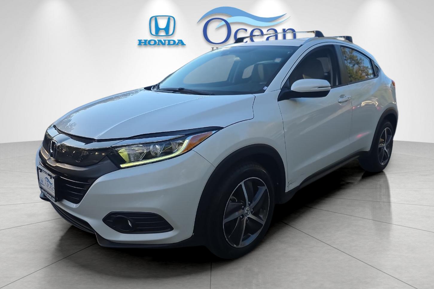 Used 2022 Platinum White Pearl Honda EX image 7