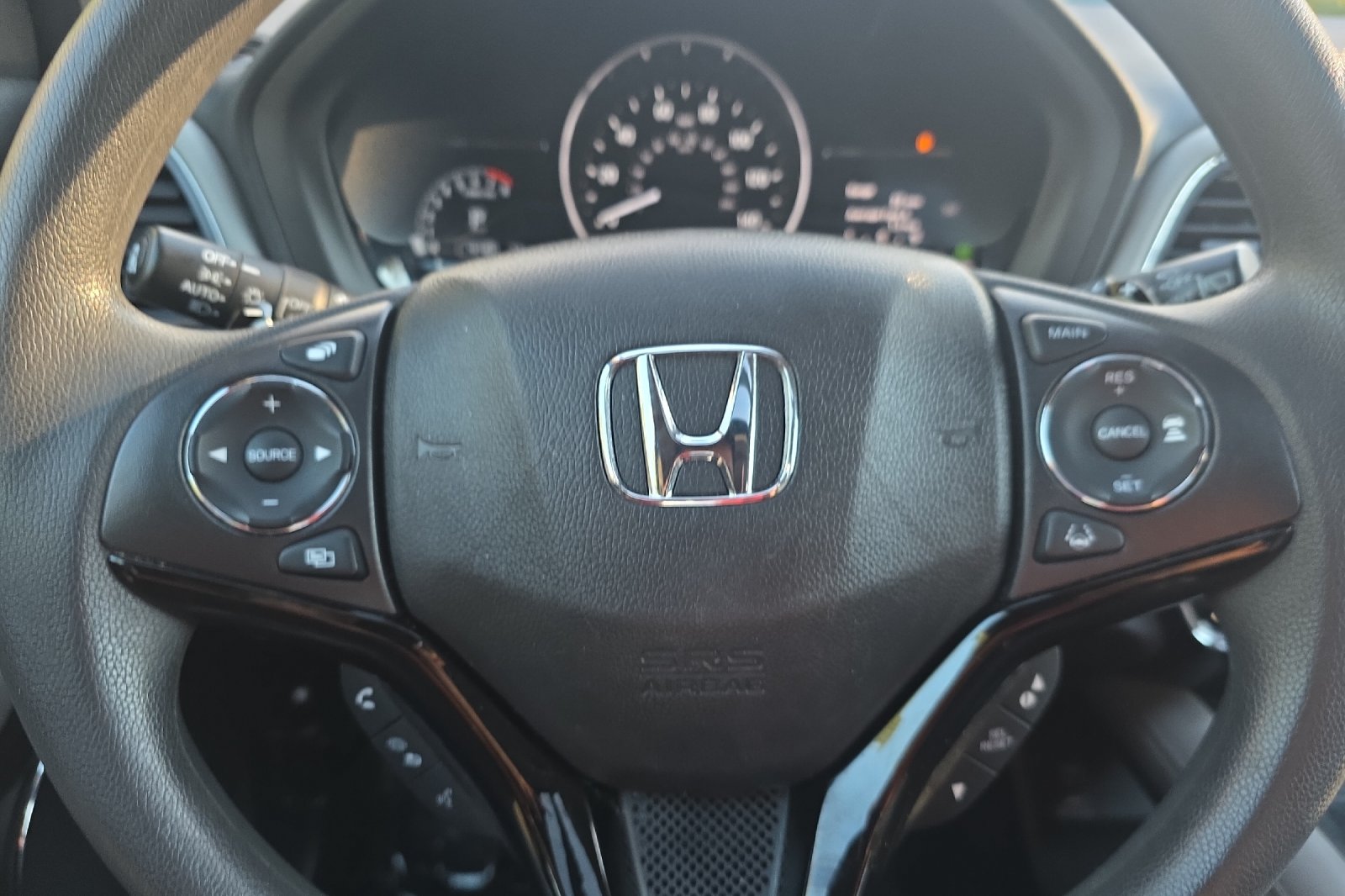 Used 2022 Platinum White Pearl Honda EX image 23