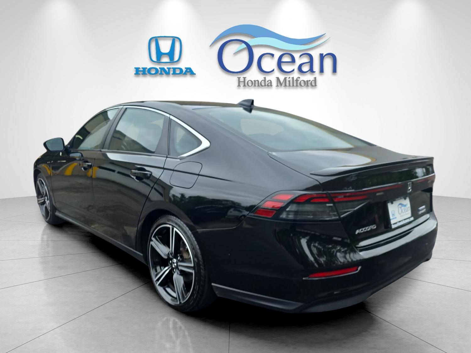 Used 2023 Crystal Black Pearl Honda Sport image 5