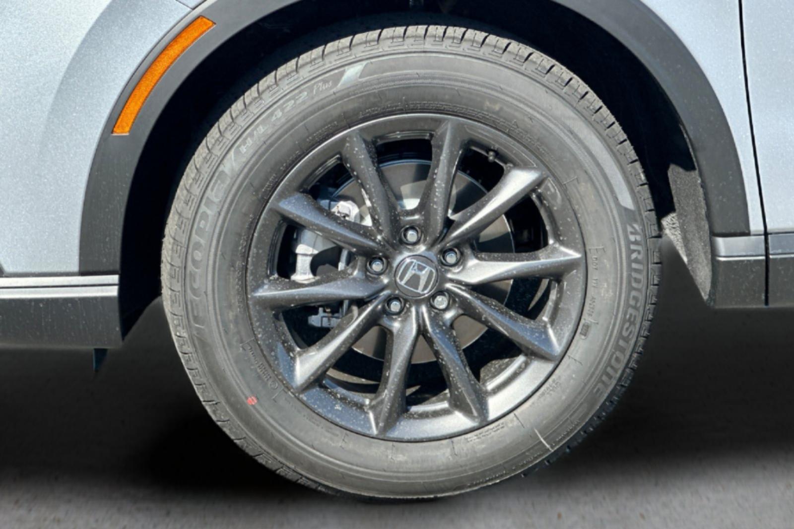 New 2027 Solar Silver Metallic Honda EX-L image 32