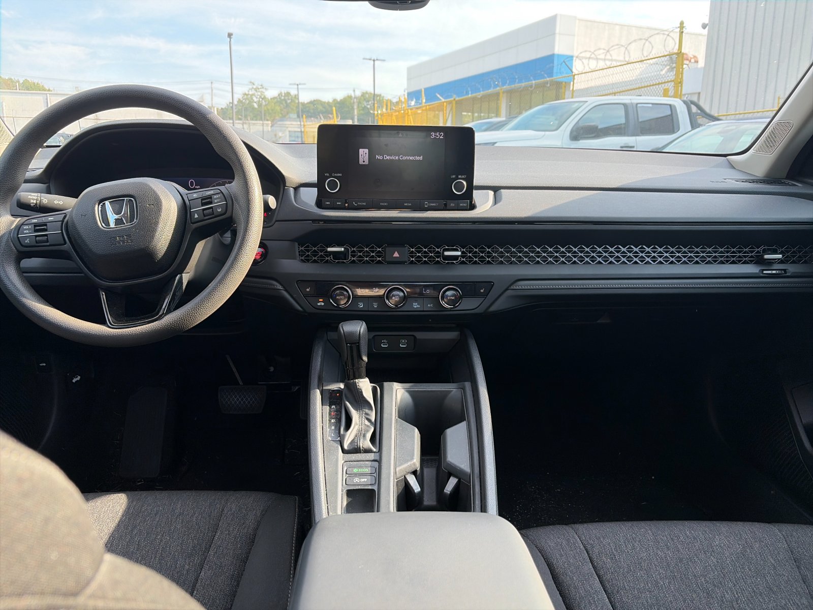 Used 2025 Silver Metallic Honda SE image 14