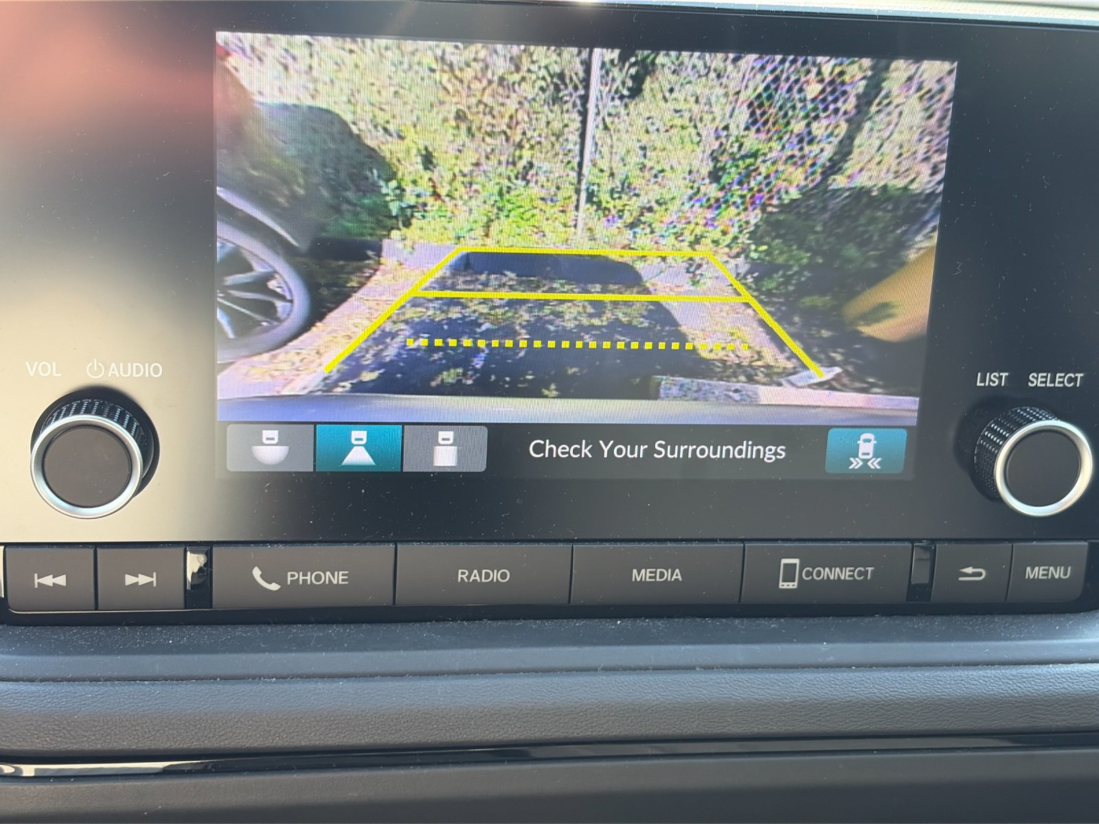 Used 2025 Silver Metallic Honda SE image 20