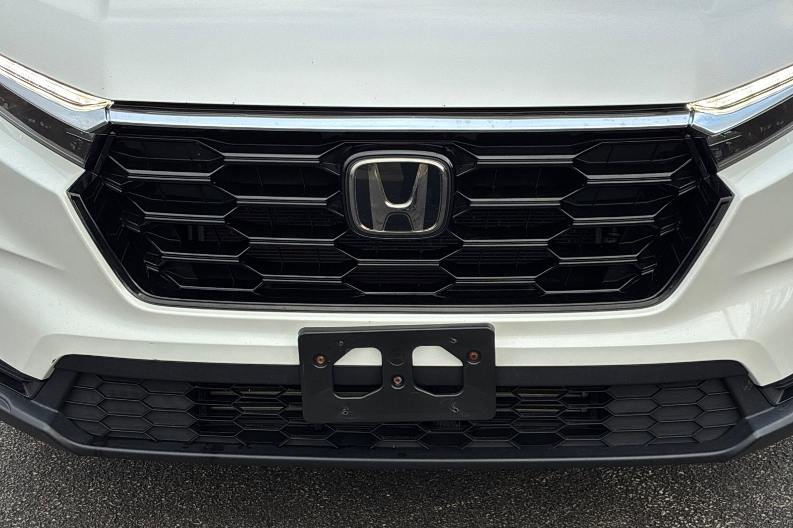 Used 2024 Platinum White Pearl Honda EX image 43