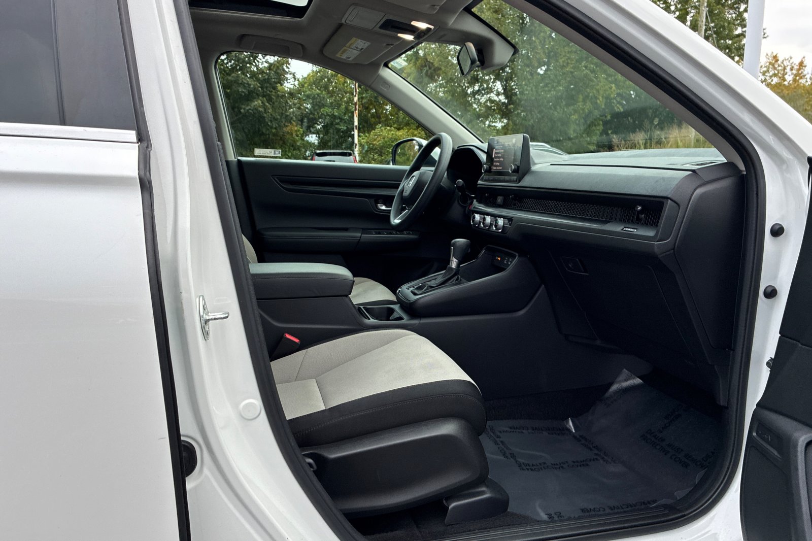 Used 2024 Platinum White Pearl Honda EX image 22