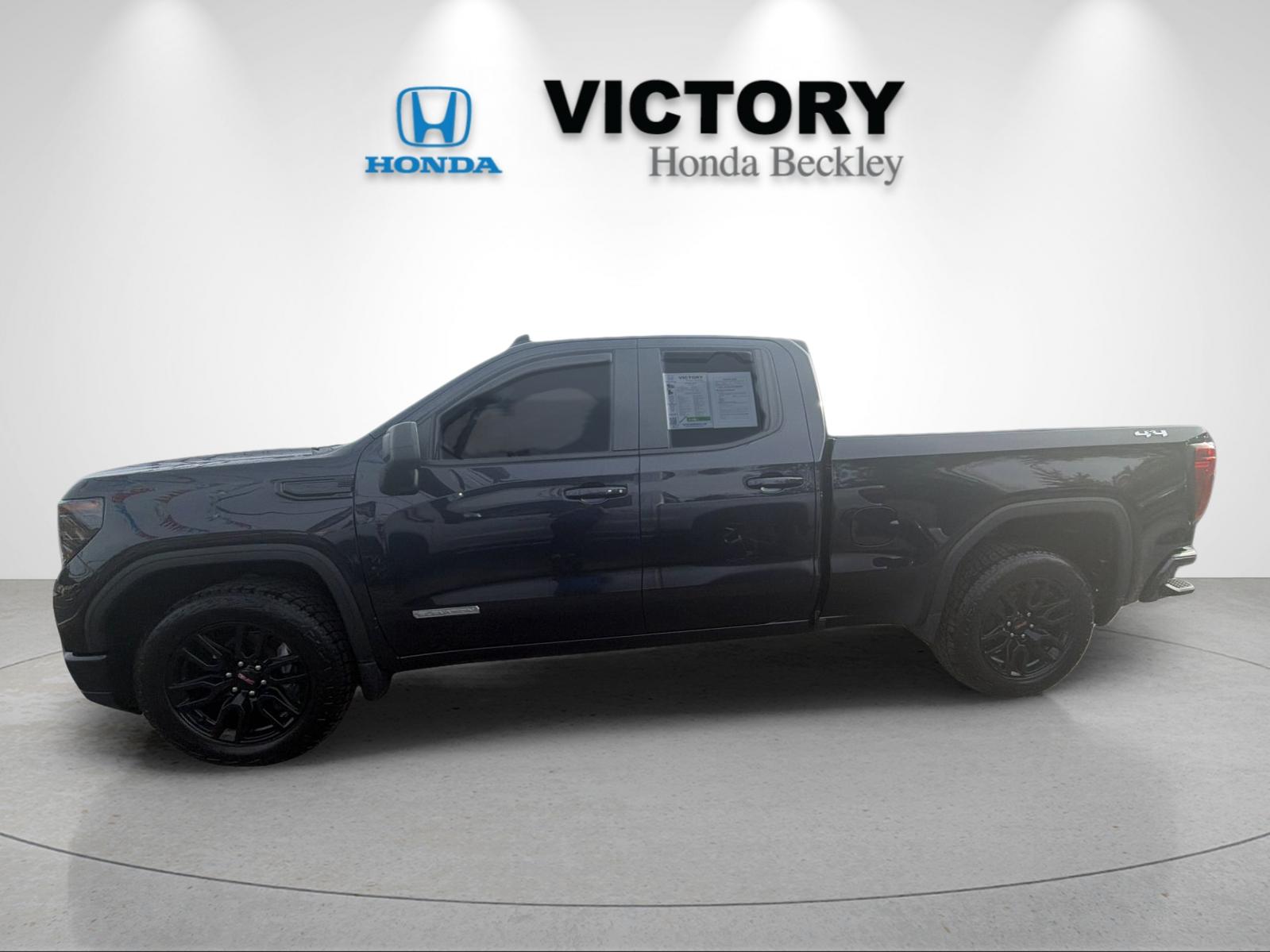 Used 2023 Titanium GMC Elevation image 2