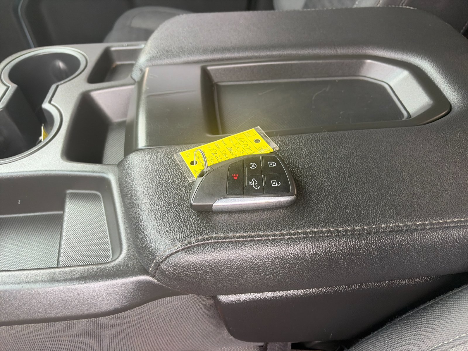 Used 2023 Titanium GMC Elevation image 10