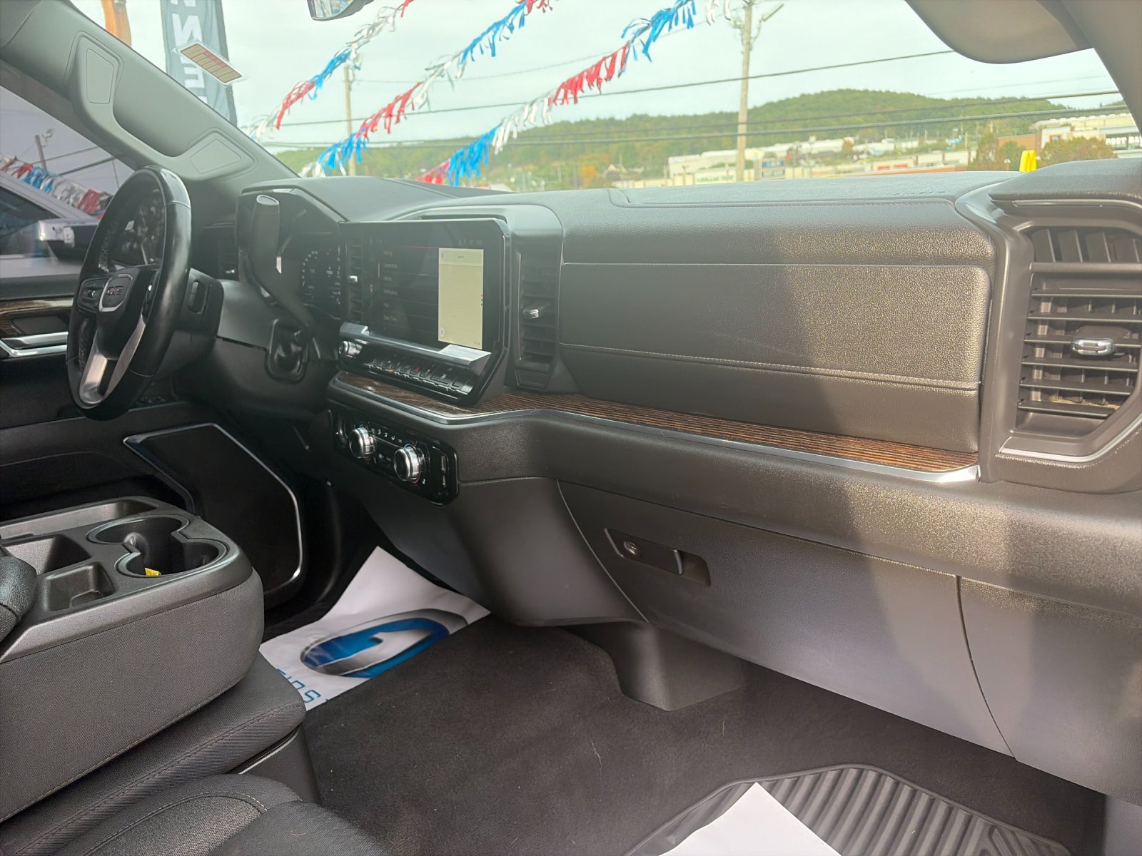 Used 2023 Titanium GMC Elevation image 18